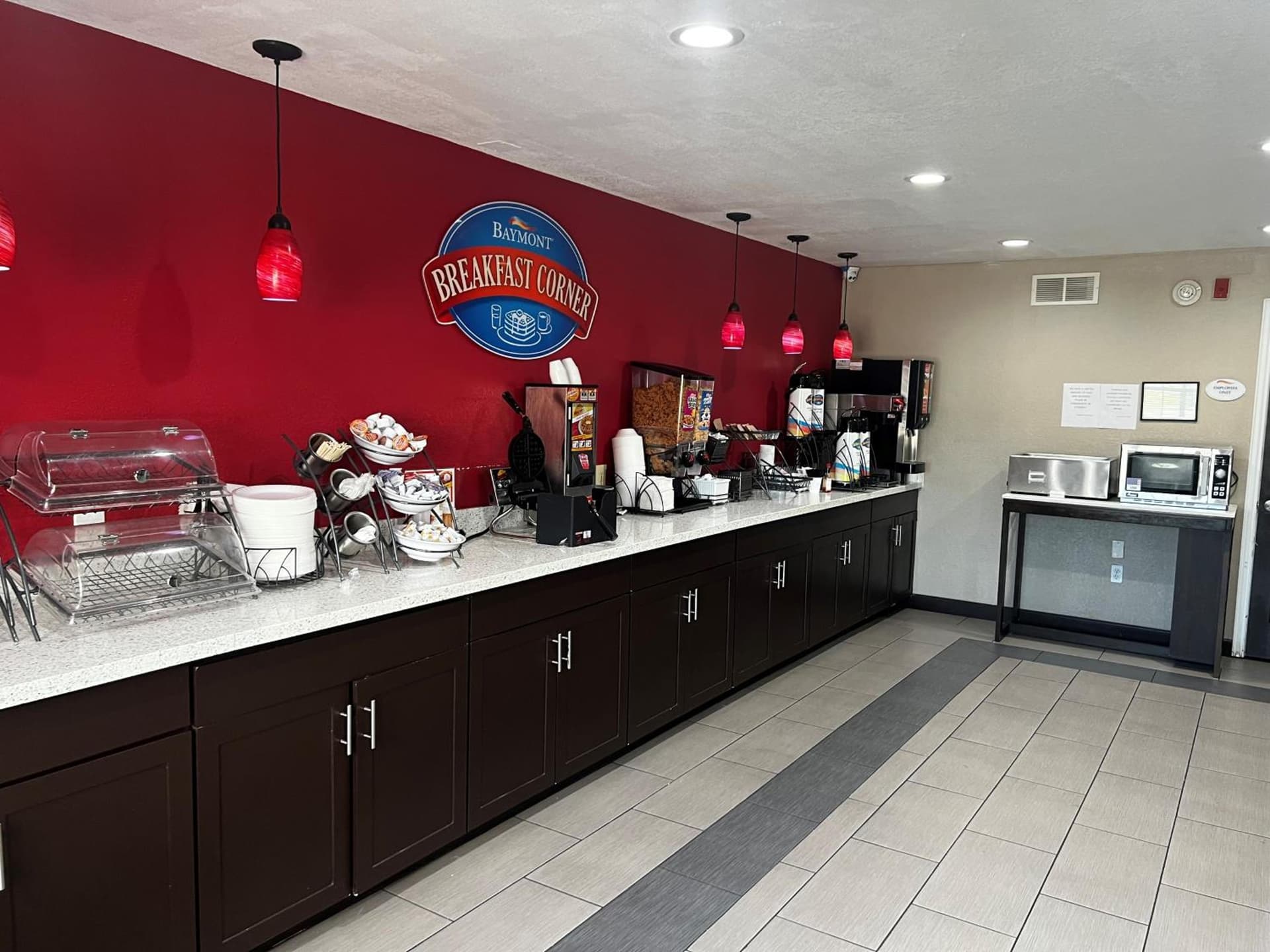 Baymont by Wyndham Port Arthur - Groves Area gallery photo in Port Arthur, TX — image 43
