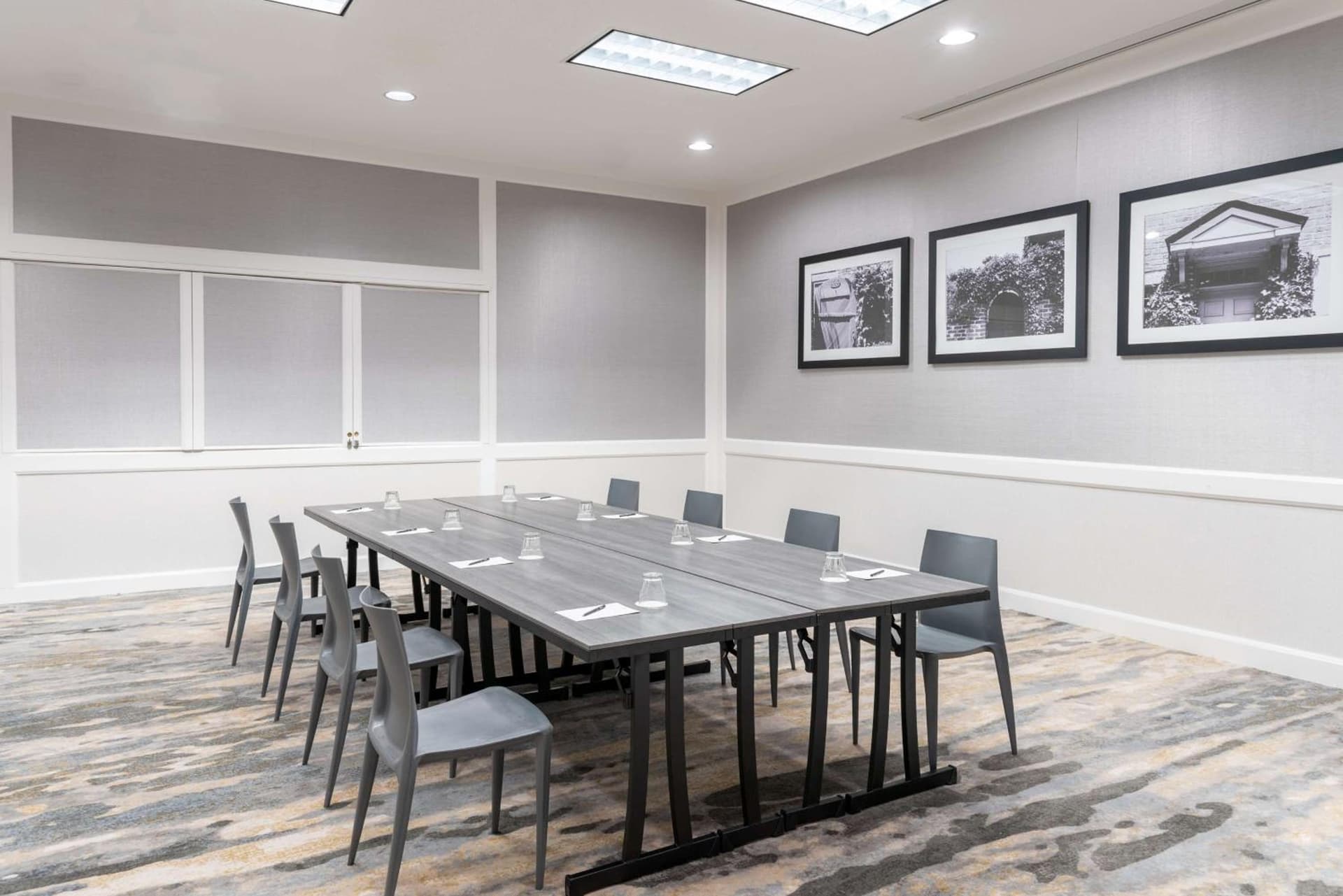 Hilton Alexandria Mark Center property views in Alexandria, VA — gallery photo 3