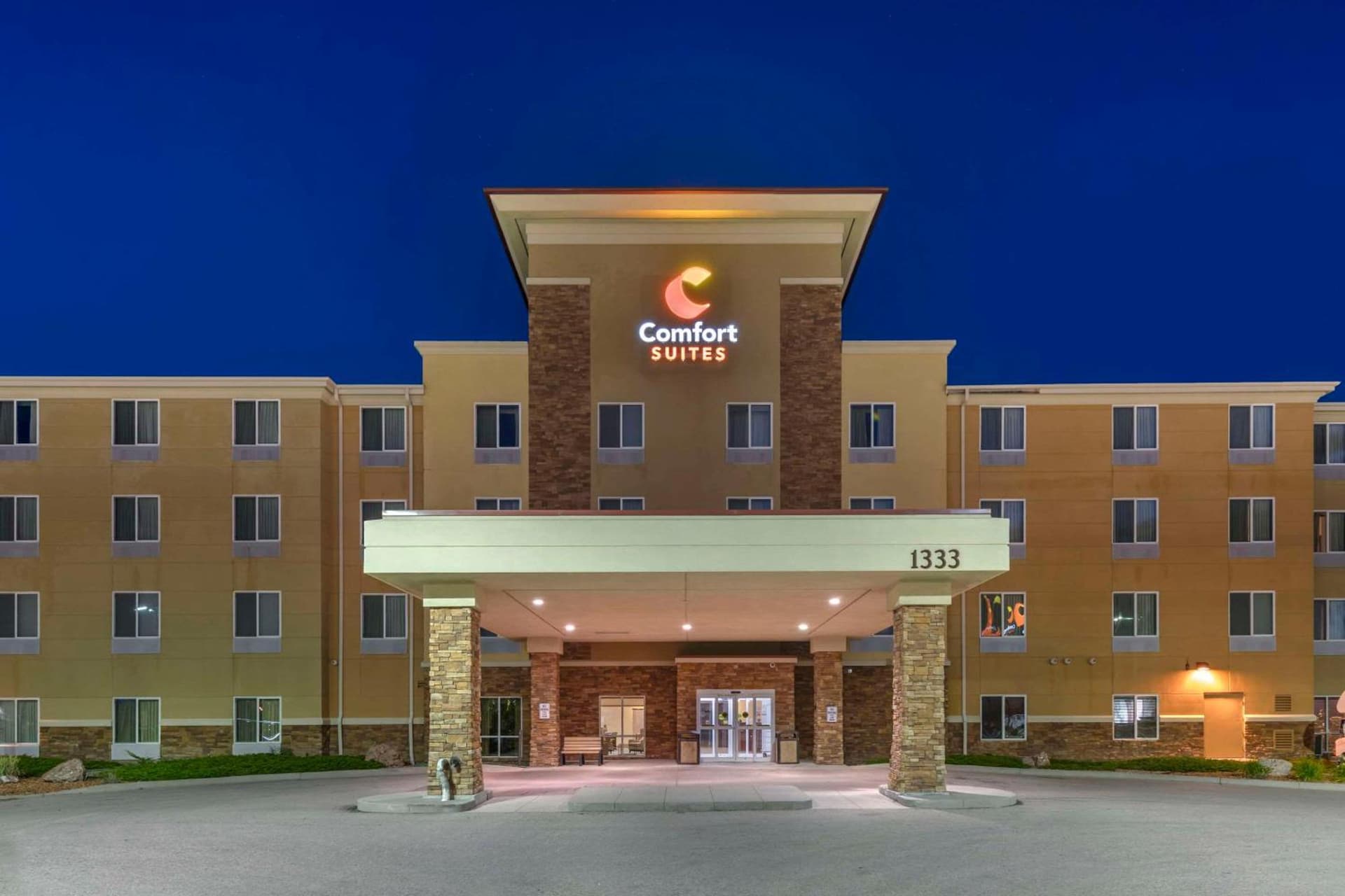 Comfort Suites Conference Center Rapid City property views in Rapid City, SD — gallery photo 3