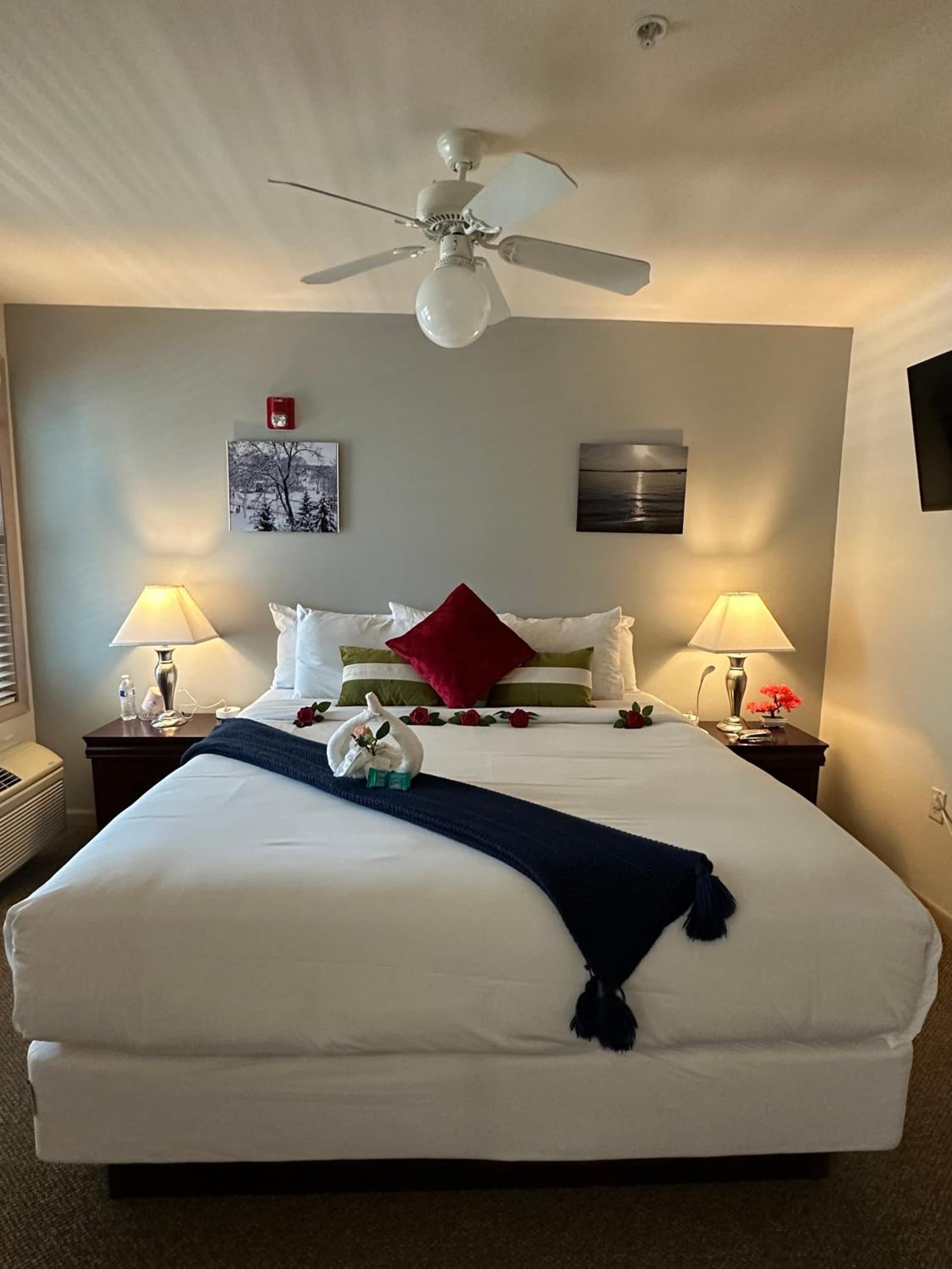 Mill Creek Hotel property views in Lake Geneva, WI — gallery photo 3
