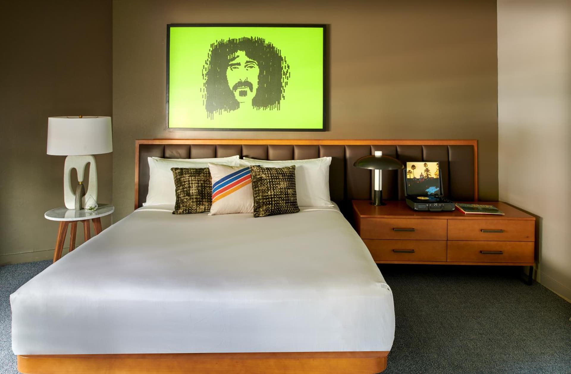 Hotel Ziggy On Sunset gallery photo in Los Angeles, CA — image 58