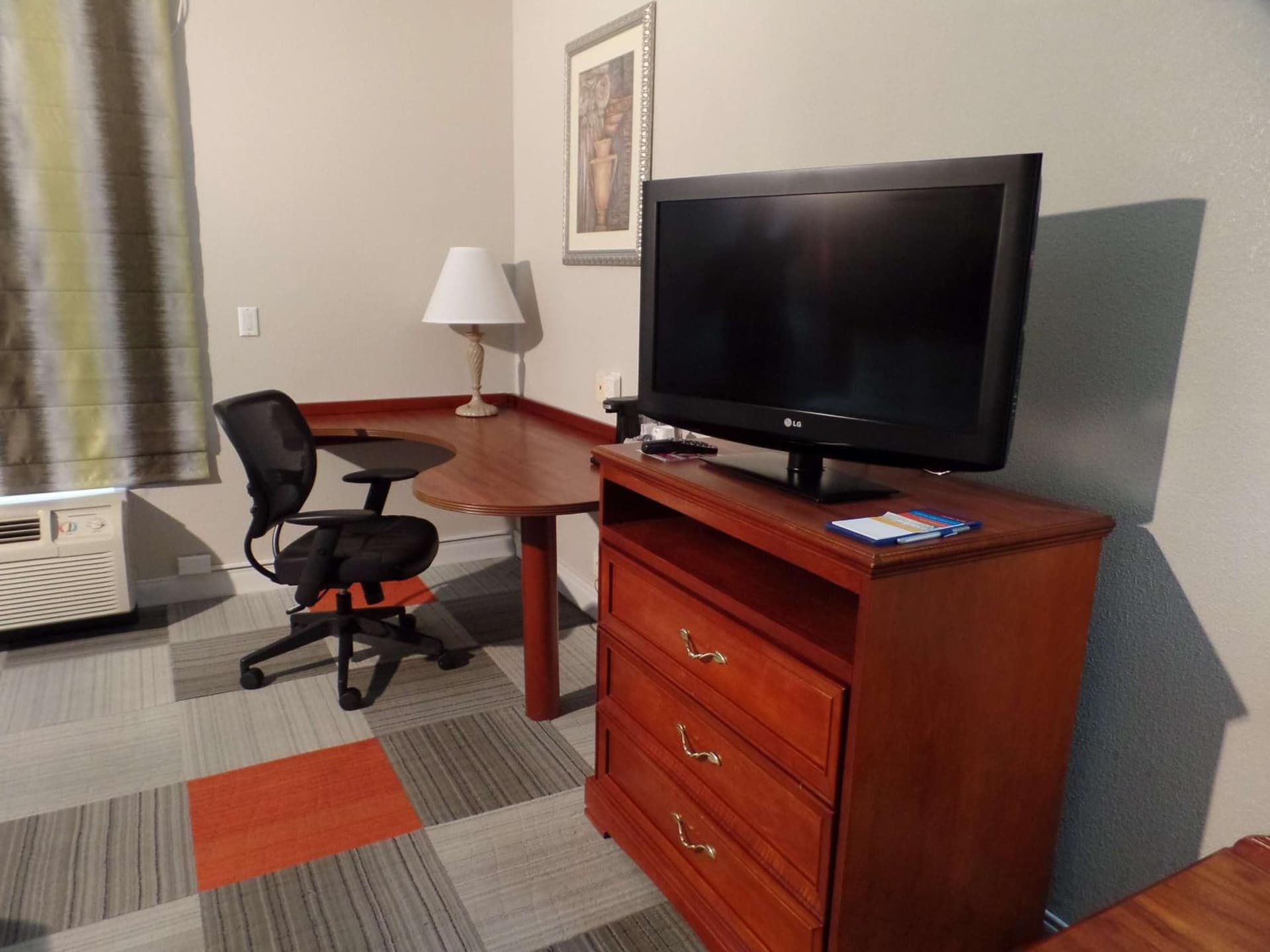 Hampton Inn Bowling Green property views in Bowling Green, OH — gallery photo 3