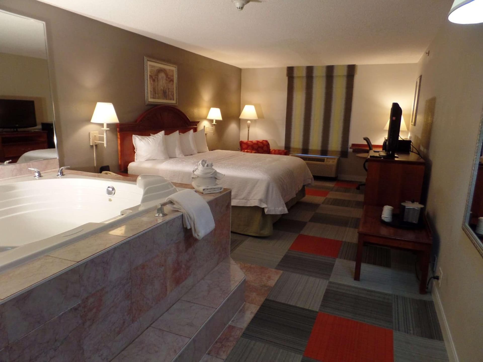 Hampton Inn Bowling Green gallery photo in Bowling Green, OH — image 4