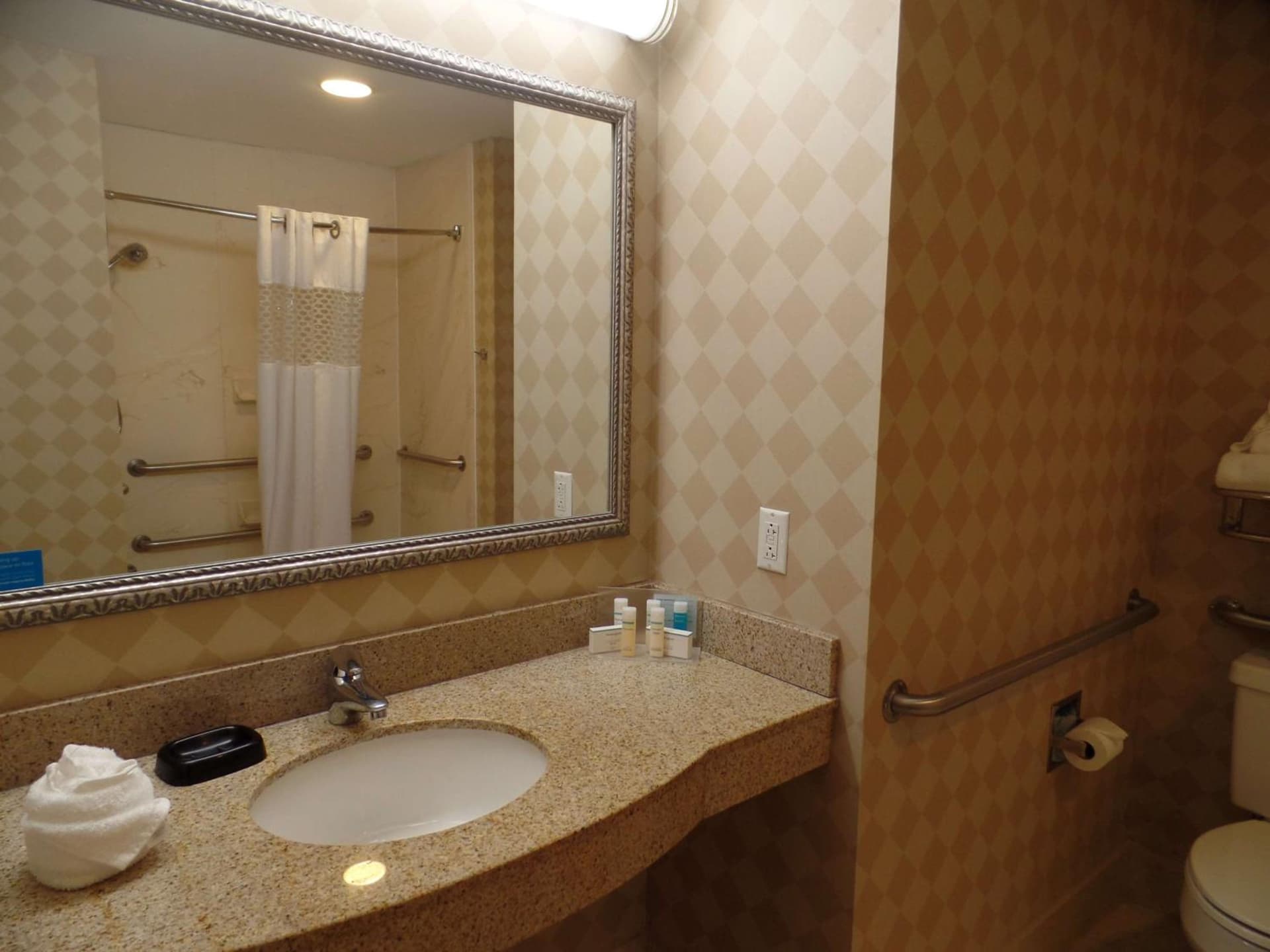 Hampton Inn Bowling Green gallery photo in Bowling Green, OH — image 20