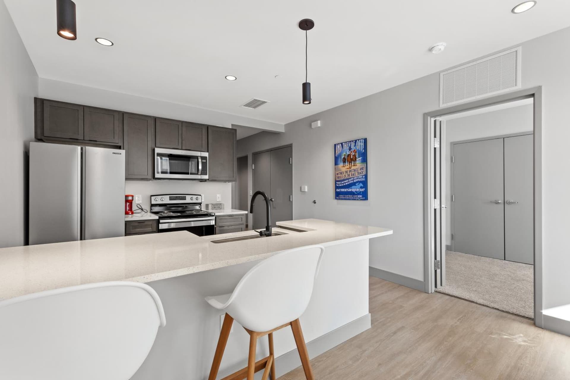 175 LEX - Walkable Downtown Lexington & Rupp Arena - Full Condos gallery photo in Lexington, KY — image 74