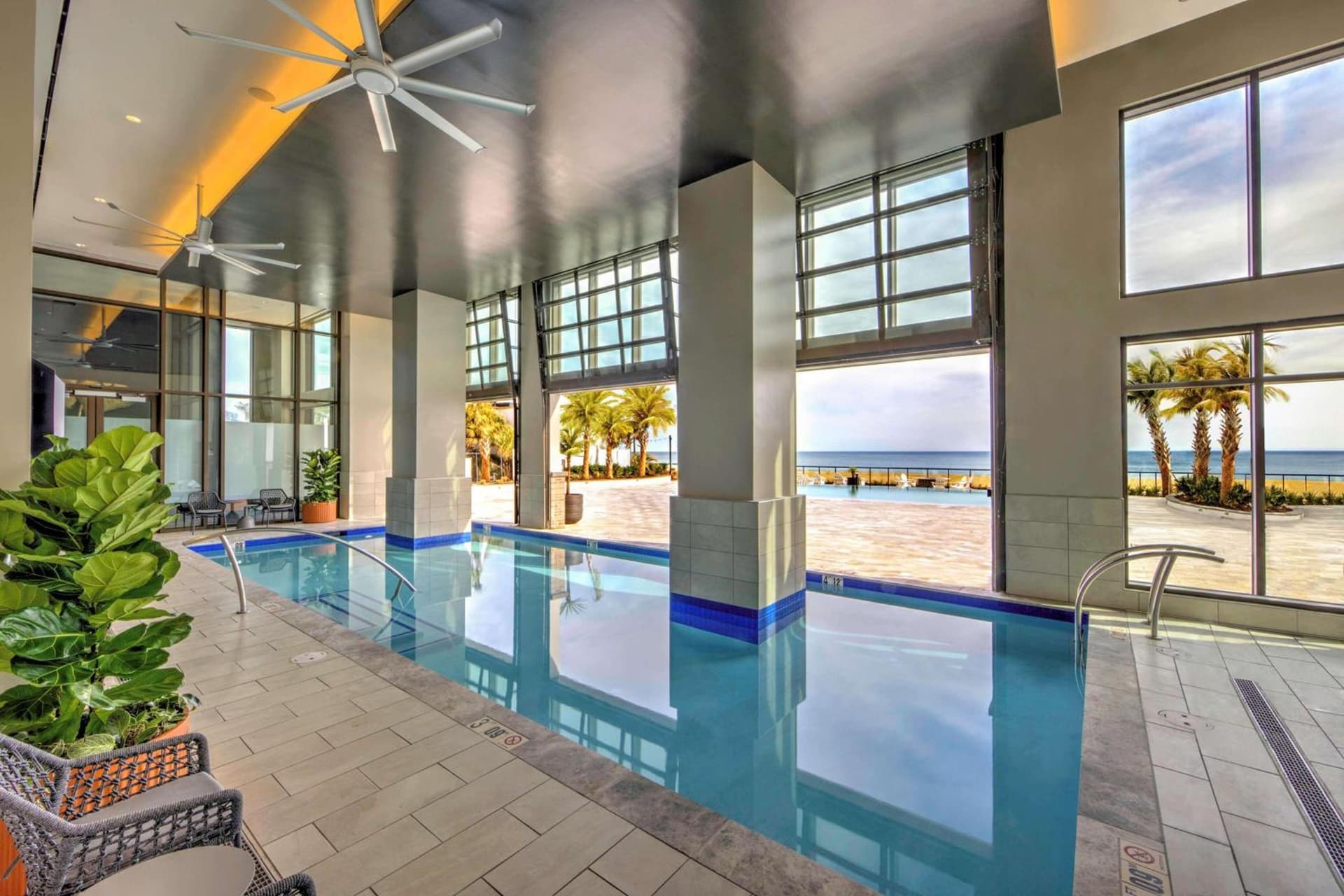 Embassy Suites By Hilton Virginia Beach Oceanfront Resort gallery photo in Virginia Beach, VA — image 13