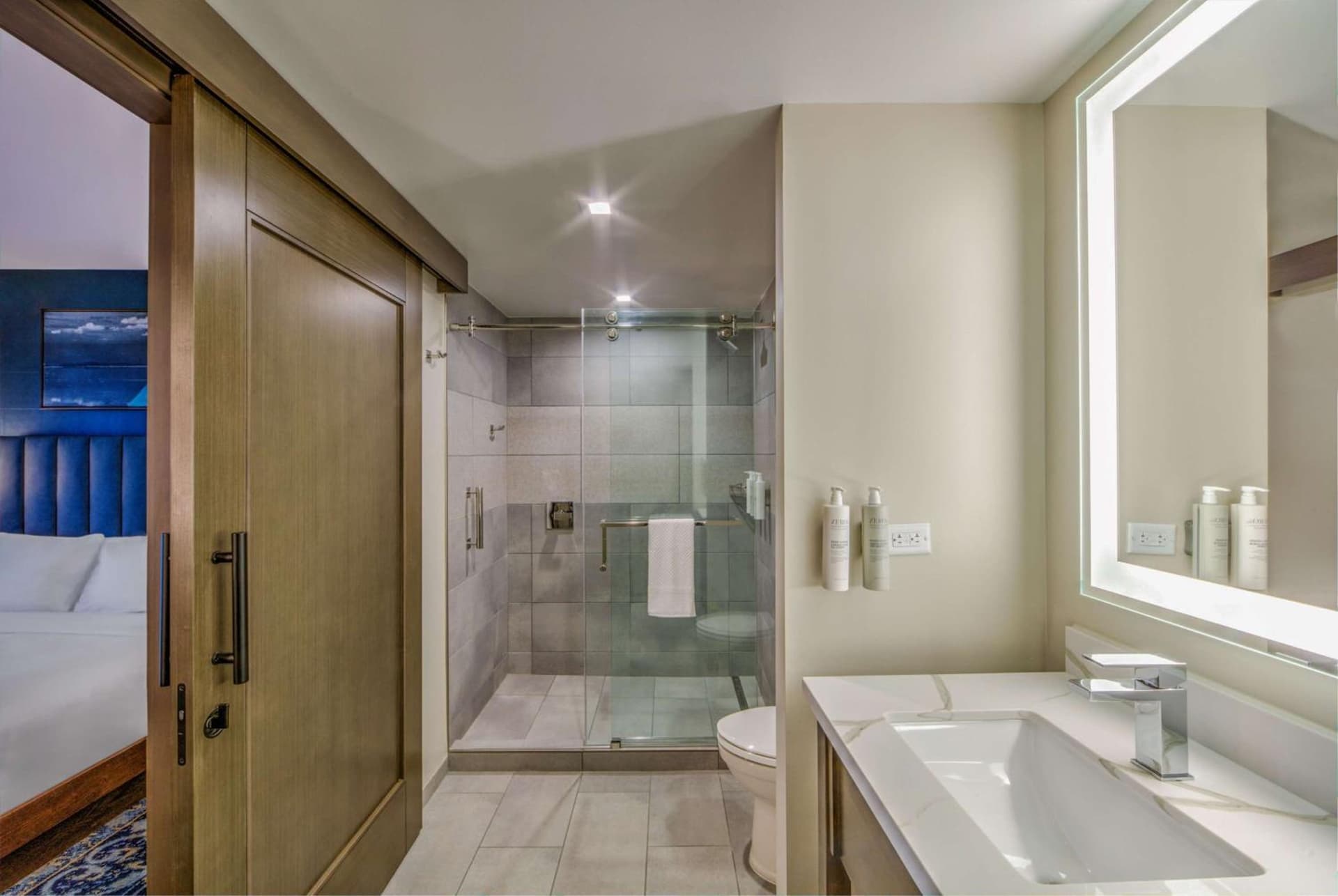Embassy Suites By Hilton Virginia Beach Oceanfront Resort gallery photo in Virginia Beach, VA — image 80