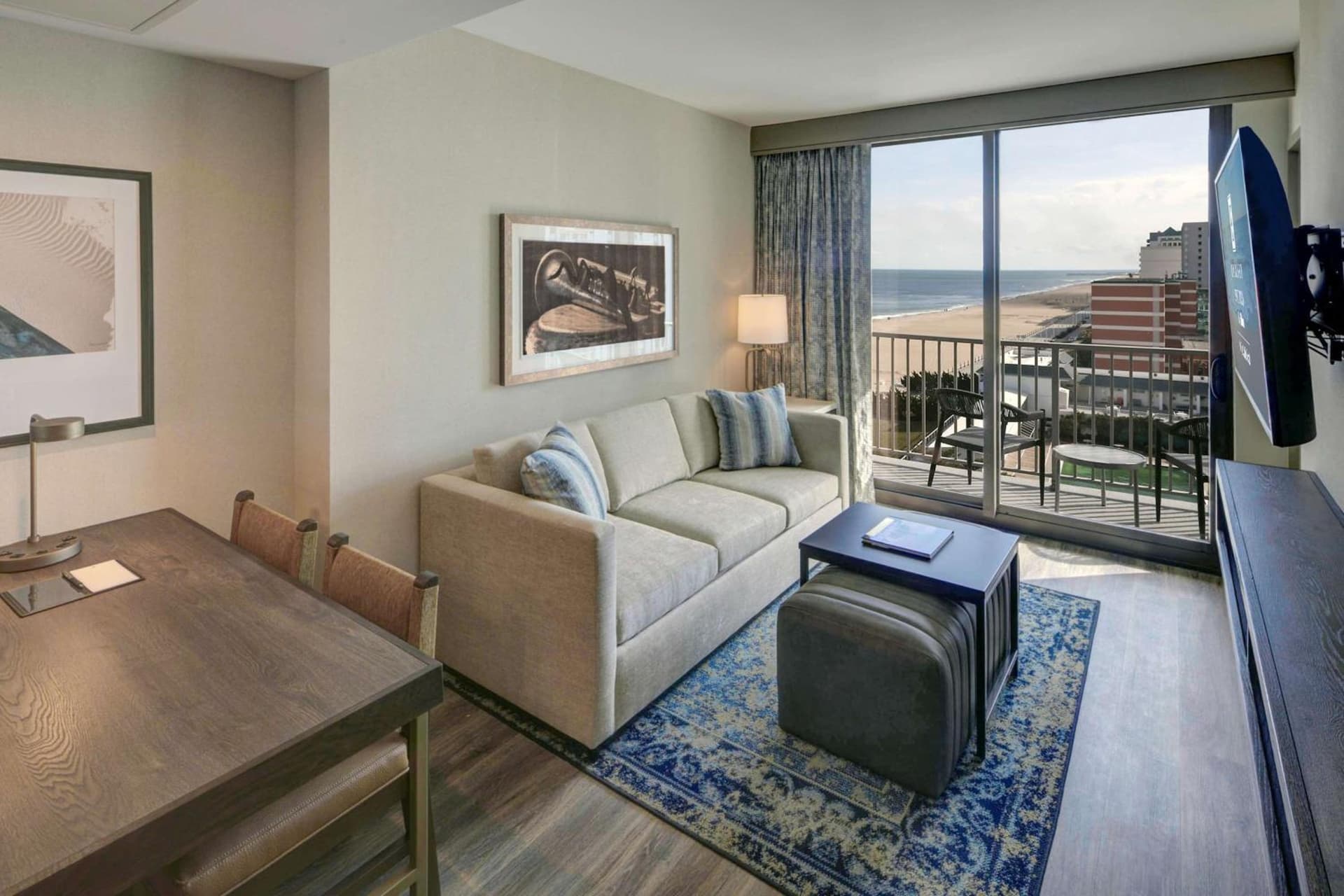 Embassy Suites By Hilton Virginia Beach Oceanfront Resort gallery photo in Virginia Beach, VA — image 60