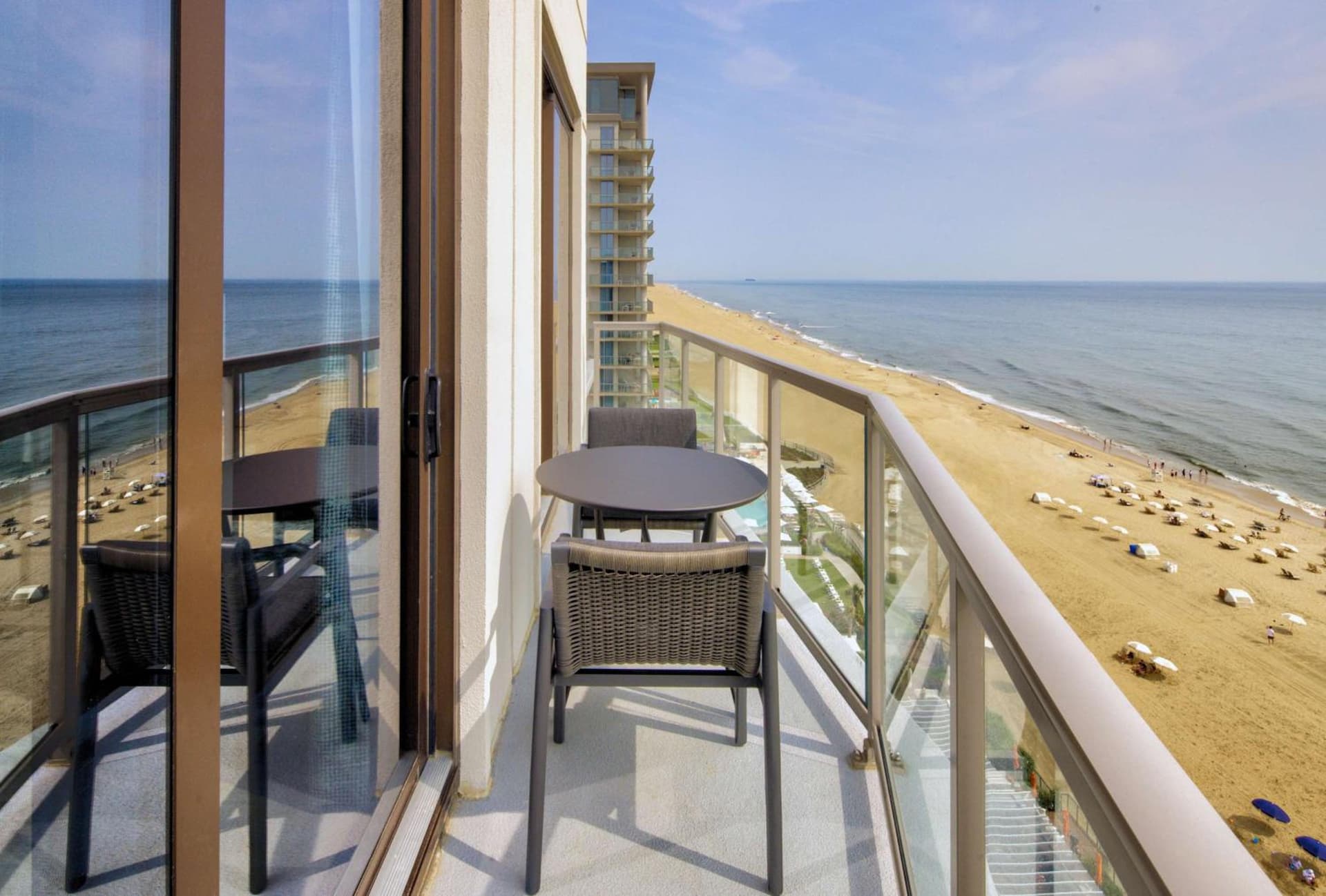 Embassy Suites By Hilton Virginia Beach Oceanfront Resort gallery photo in Virginia Beach, VA — image 83