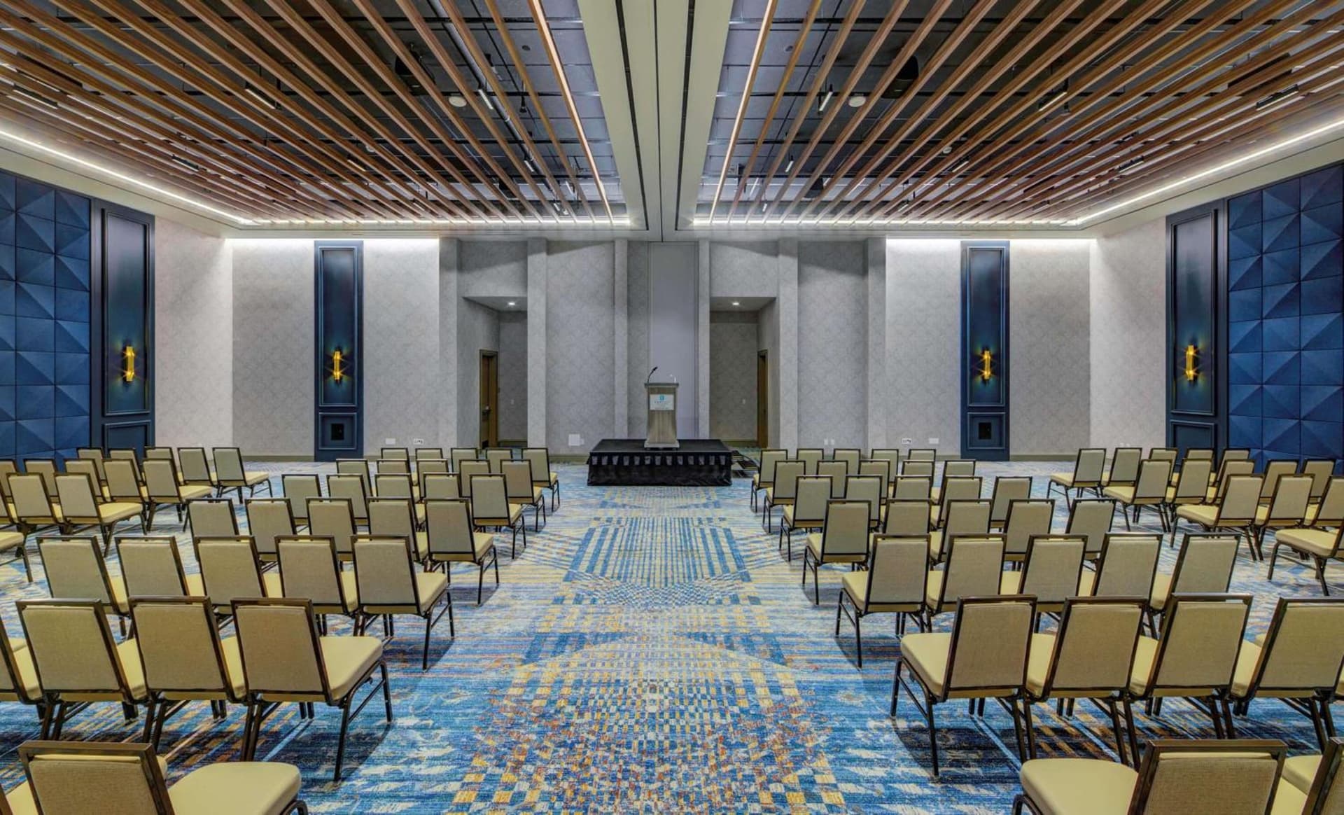 Embassy Suites By Hilton Virginia Beach Oceanfront Resort gallery photo in Virginia Beach, VA — image 91