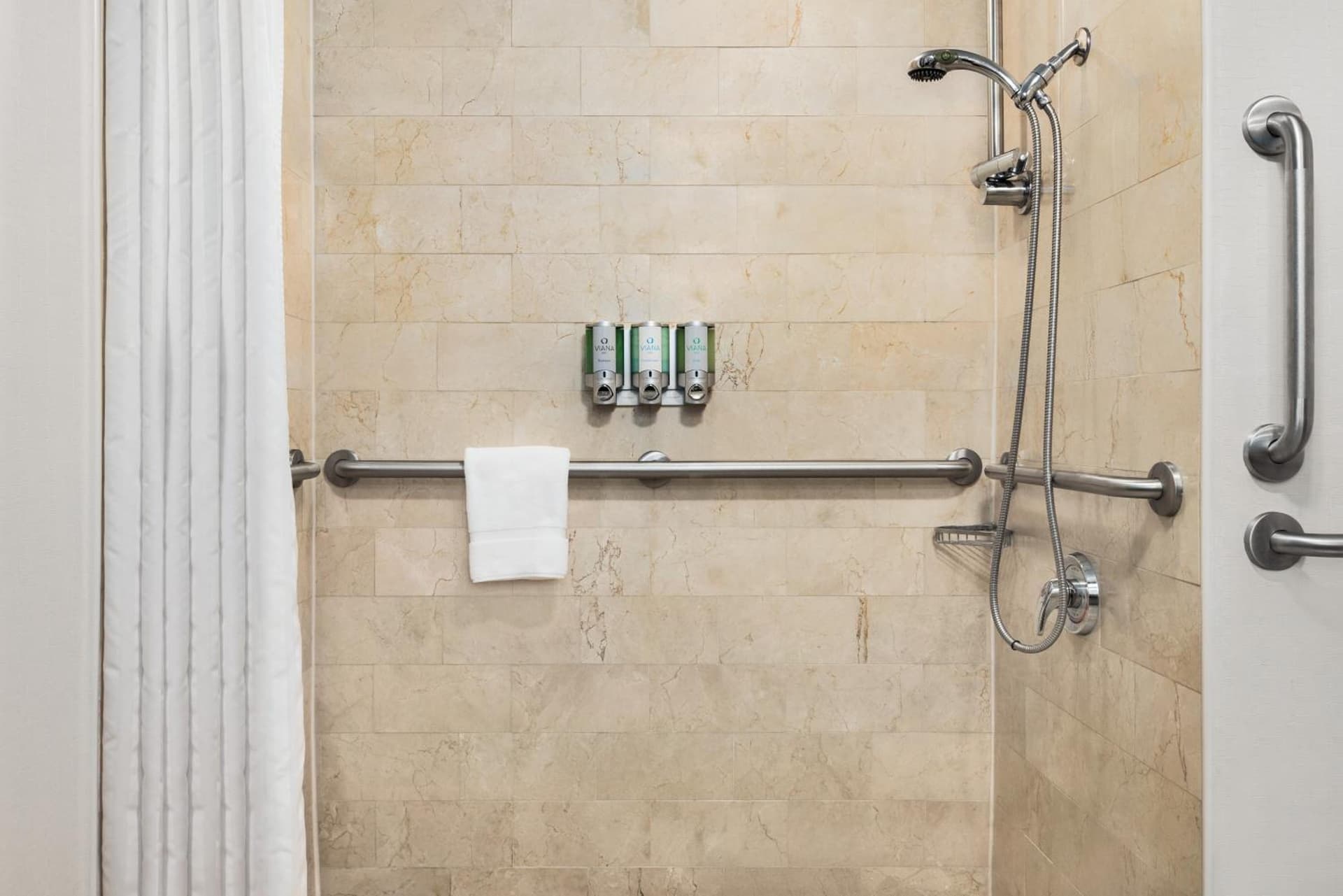 Viana Hotel and Spa, Trademark Collection by Wyndham gallery photo in Westbury, NY — image 14