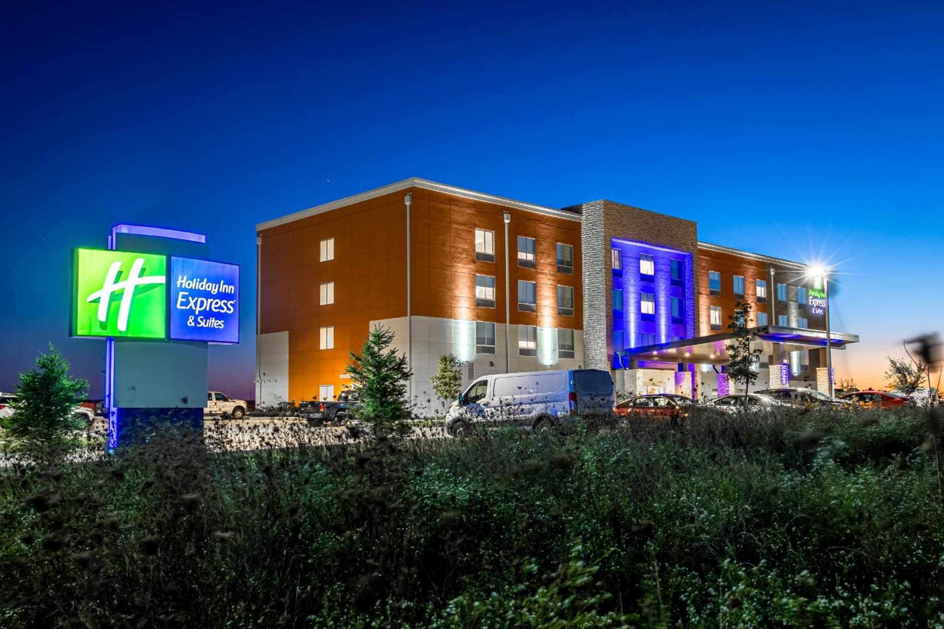 Holiday Inn Express & Suites - Rantoul by IHG interior in Rantoul, IL — gallery photo 2