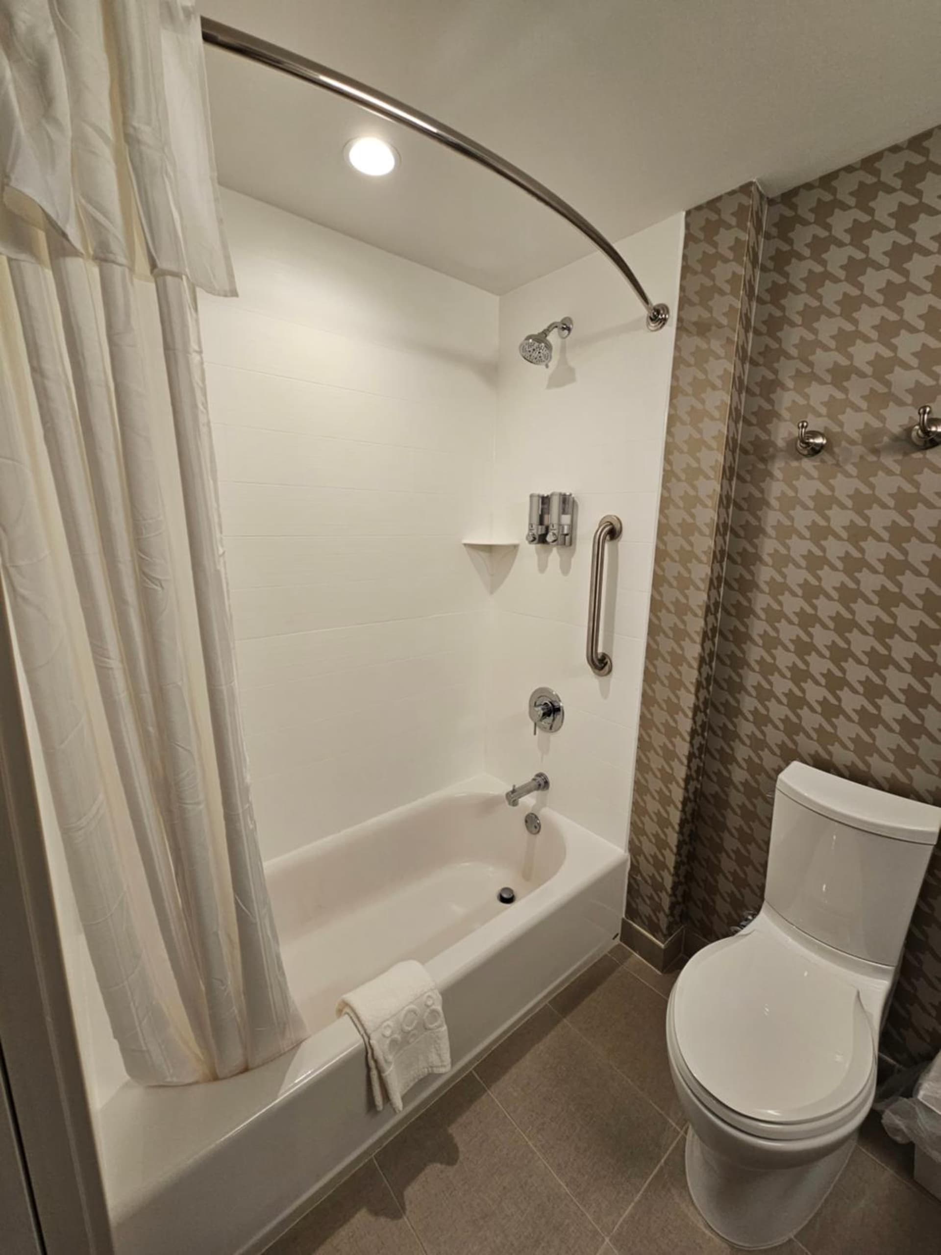 Home2 Suites By Hilton Allentown Bethlehem Airport gallery photo in Bethlehem, PA — image 23