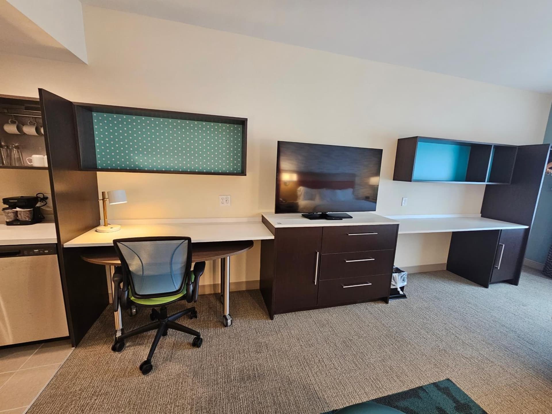 Home2 Suites By Hilton Allentown Bethlehem Airport gallery photo in Bethlehem, PA — image 6