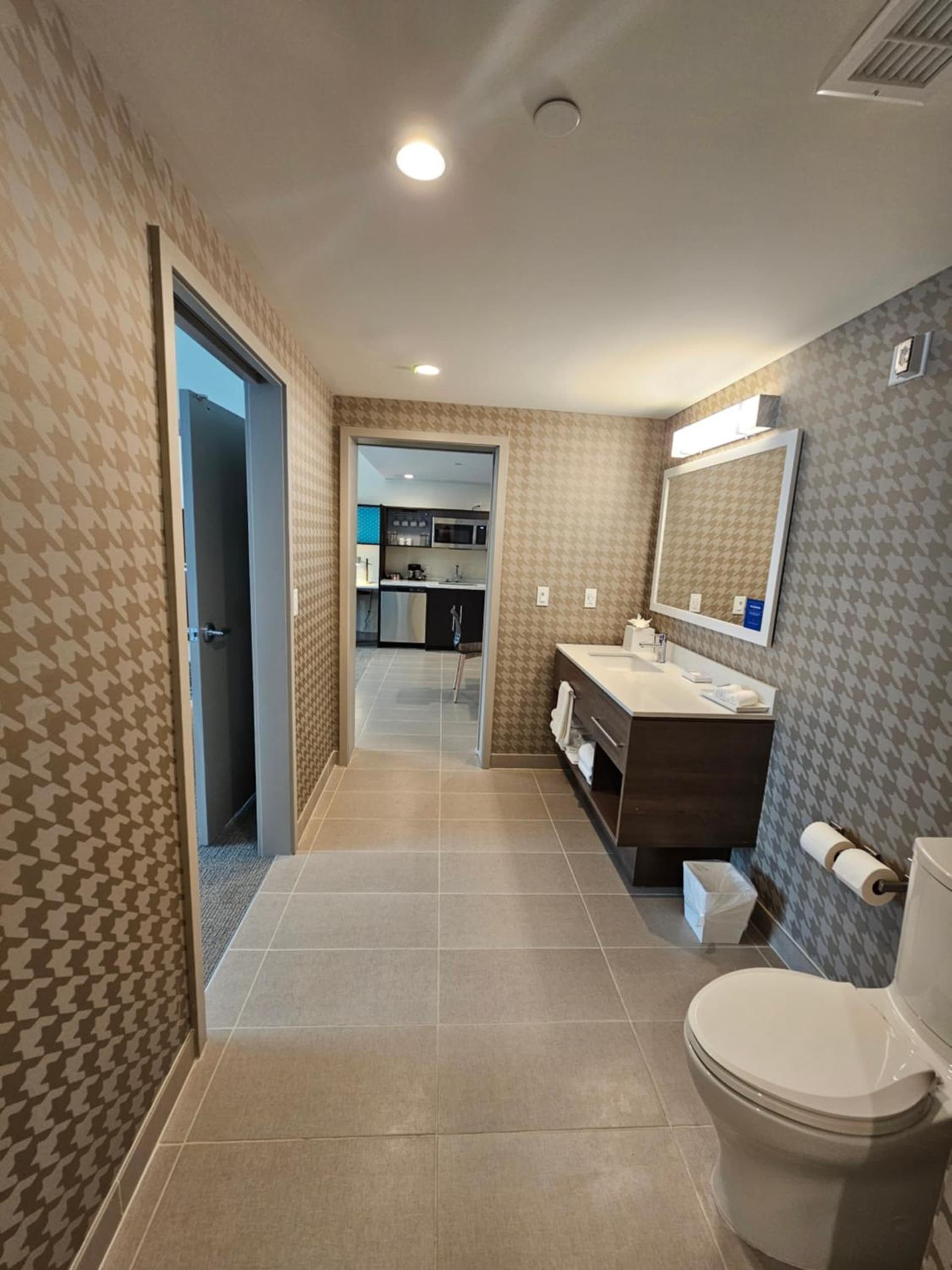 Home2 Suites By Hilton Allentown Bethlehem Airport gallery photo in Bethlehem, PA — image 69