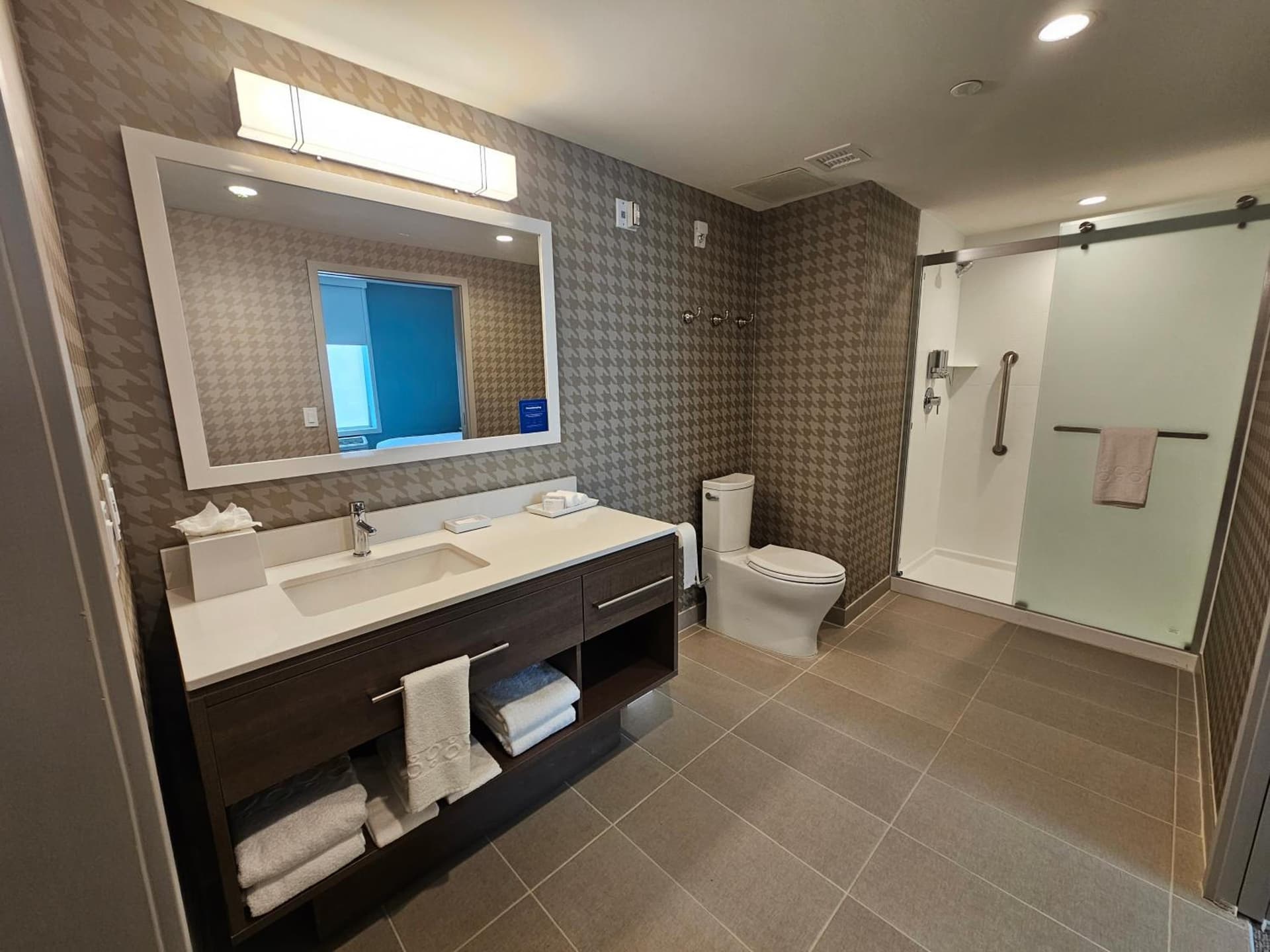 Home2 Suites By Hilton Allentown Bethlehem Airport gallery photo in Bethlehem, PA — image 49
