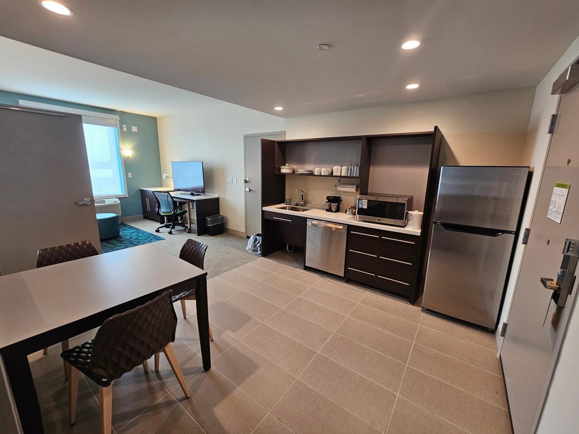 Home2 Suites By Hilton Allentown Bethlehem Airport gallery photo in Bethlehem, PA — image 9
