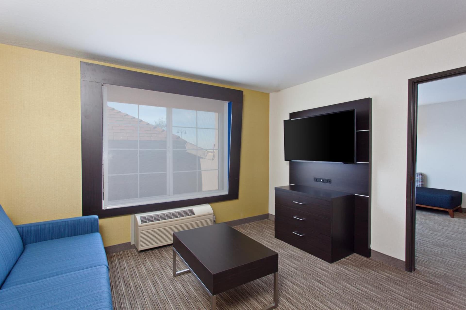 Holiday Inn Express & Suites Oakland - Airport by IHG gallery photo in Oakland, CA — image 24
