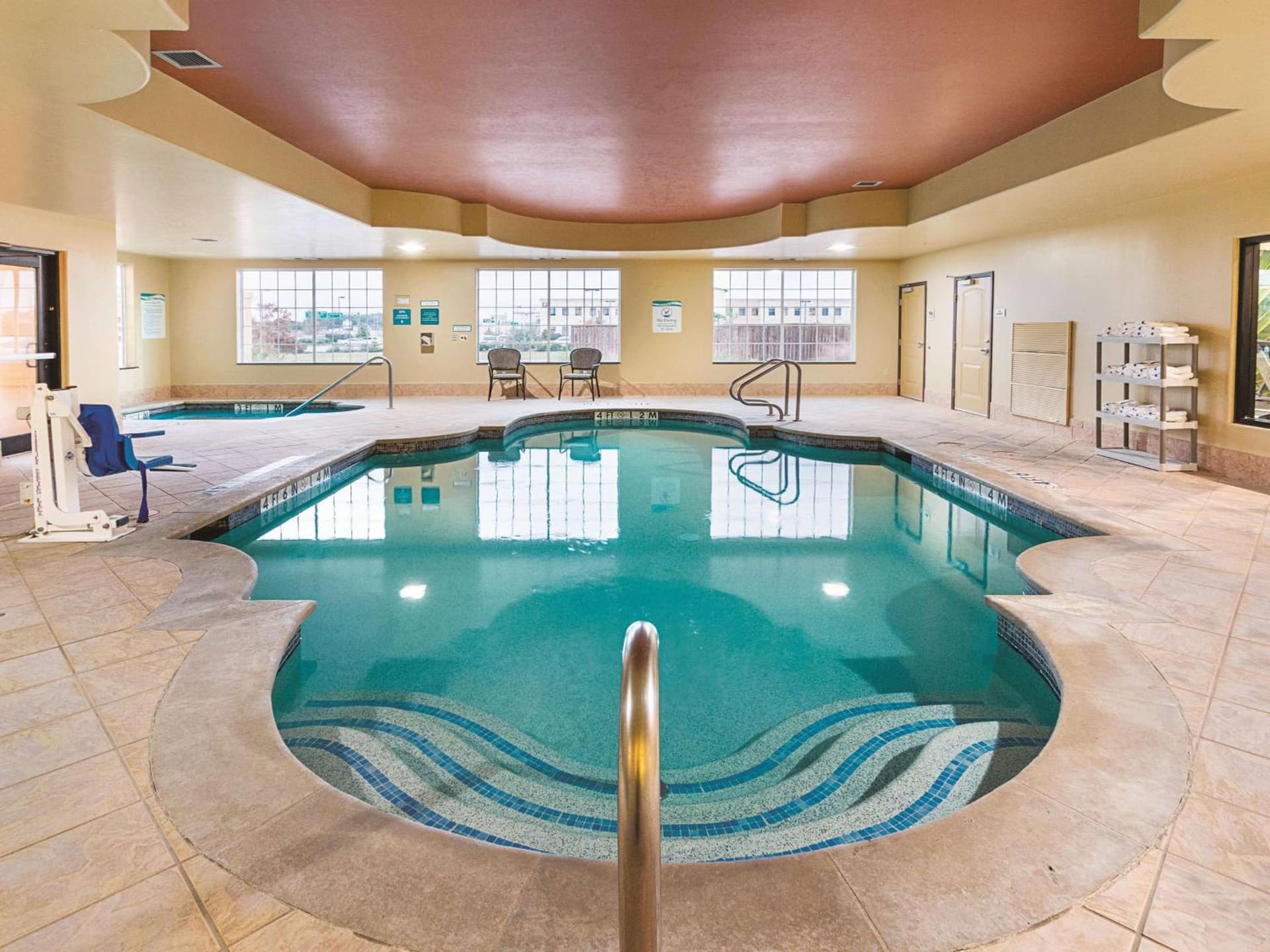 La Quinta by Wyndham Woodway - Waco South interior in Waco, TX — gallery photo 2
