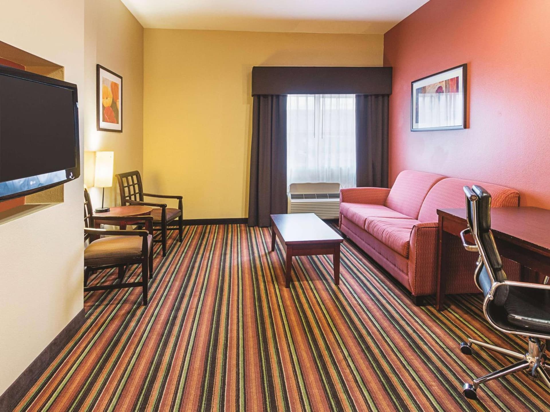 La Quinta by Wyndham Woodway - Waco South gallery photo in Waco, TX — image 41