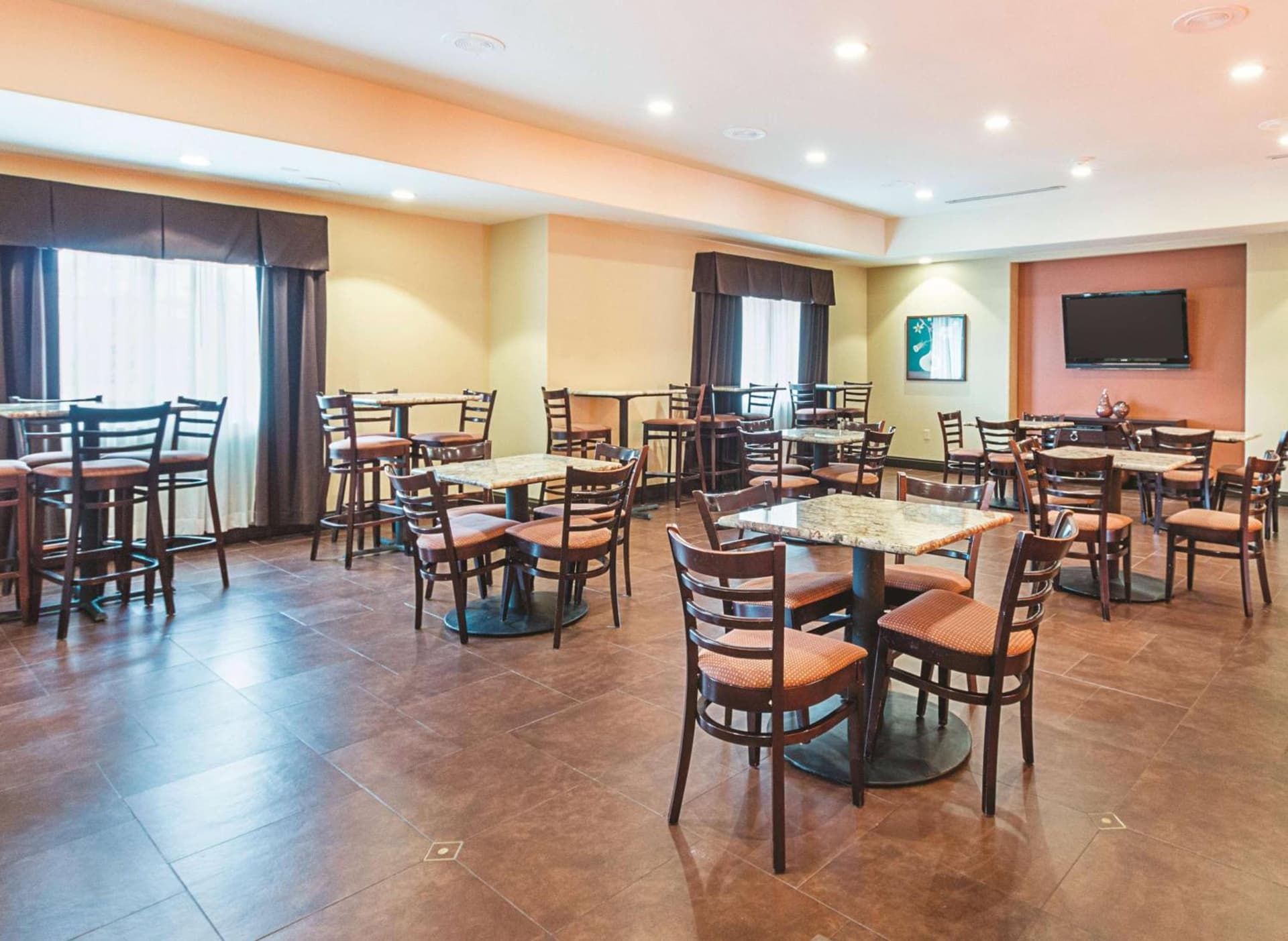 La Quinta by Wyndham Woodway - Waco South gallery photo in Waco, TX — image 54