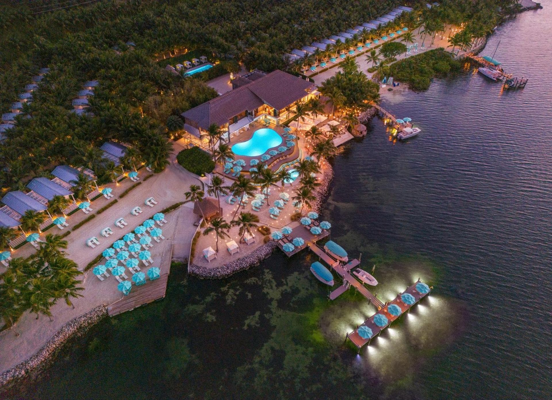 Bungalows Key Largo - All Inclusive interior in Key Largo, FL — gallery photo 2