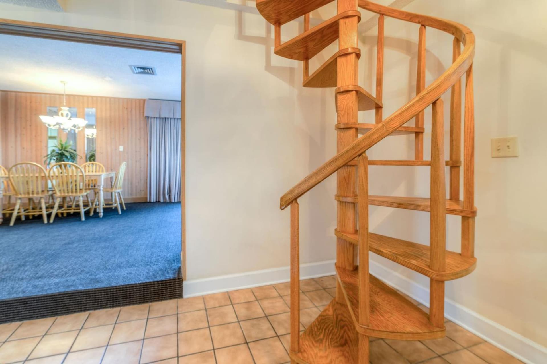 Kingfisher Inn property views in Garden City Beach — gallery photo 3