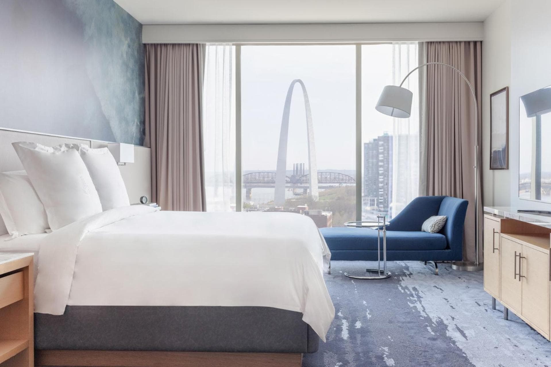 Four Seasons St. Louis gallery photo in Saint Louis, MO — image 21