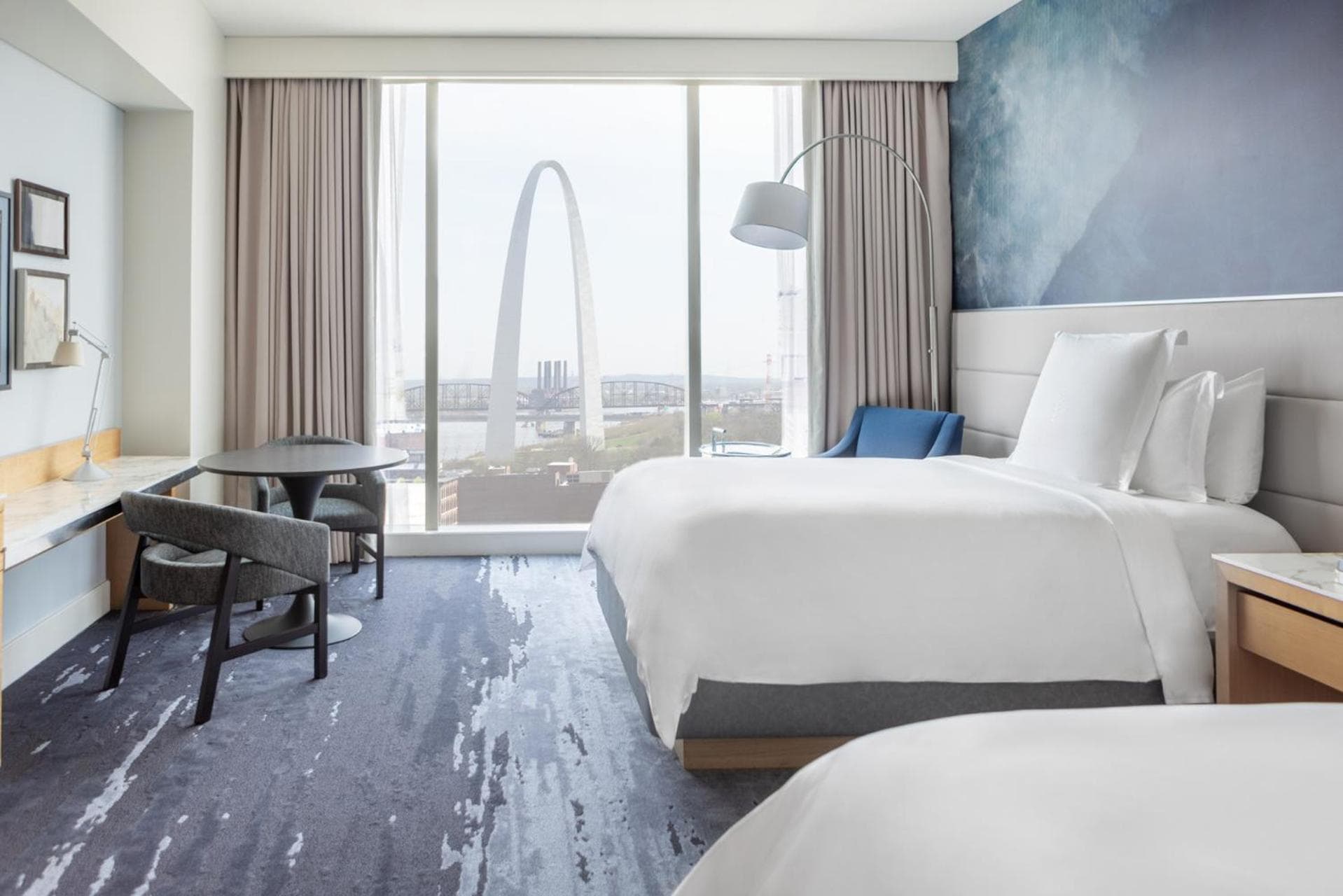 Four Seasons St. Louis gallery photo in Saint Louis, MO — image 78