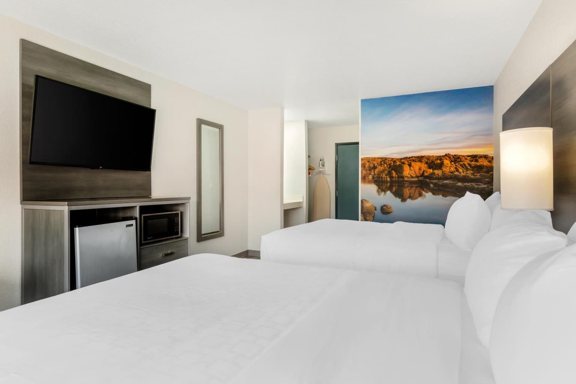 Clarion Pointe Prescott Valley gallery photo in Prescott Valley, AZ — image 10