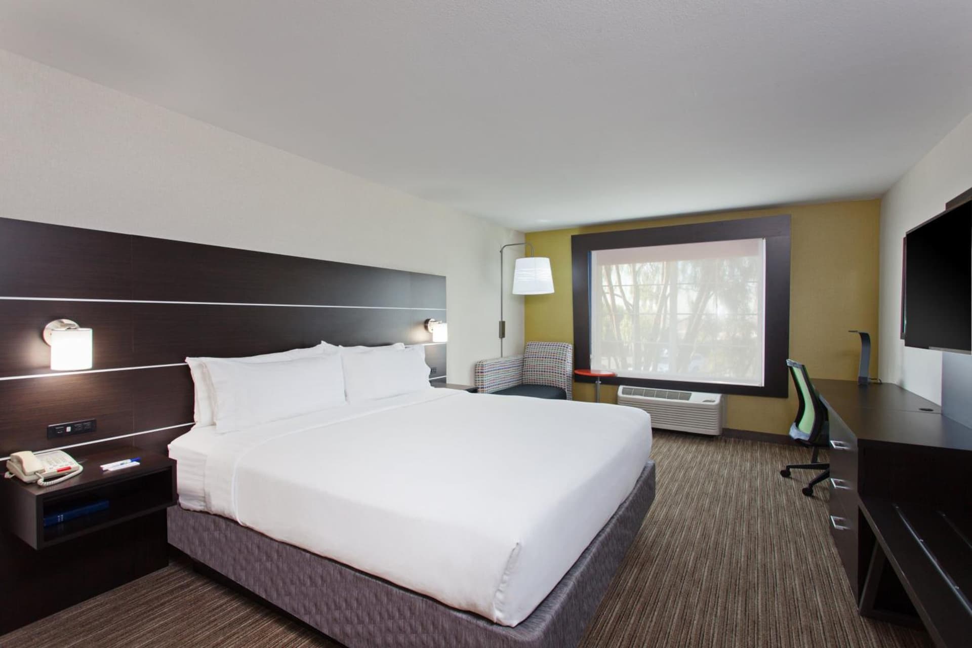 Holiday Inn Express & Suites Oakland - Airport by IHG gallery photo in Oakland, CA — image 42