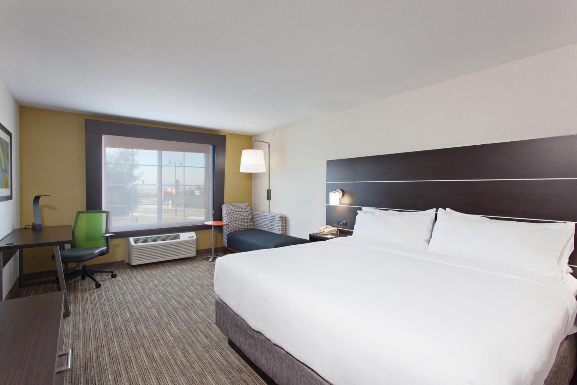 Holiday Inn Express & Suites Oakland - Airport by IHG gallery photo in Oakland, CA — image 6