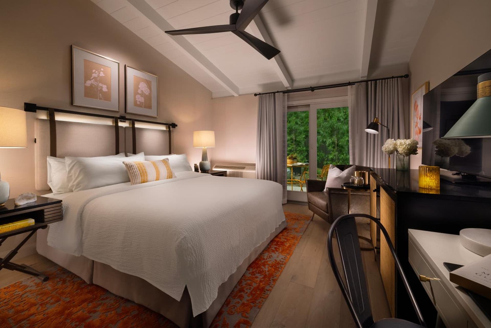 The Cottages Hotel gallery photo in Menlo Park, CA — image 22