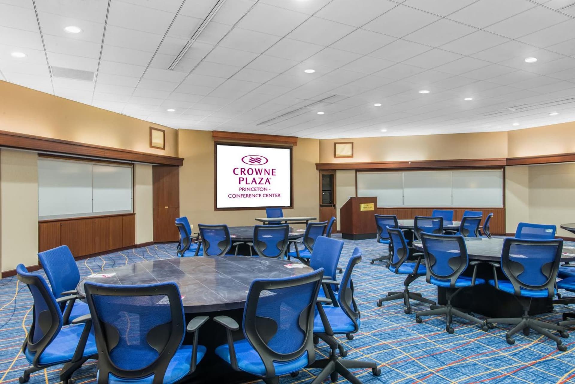 Crowne Plaza Princeton - Conference Center by IHG gallery photo in Princeton, NJ — image 7