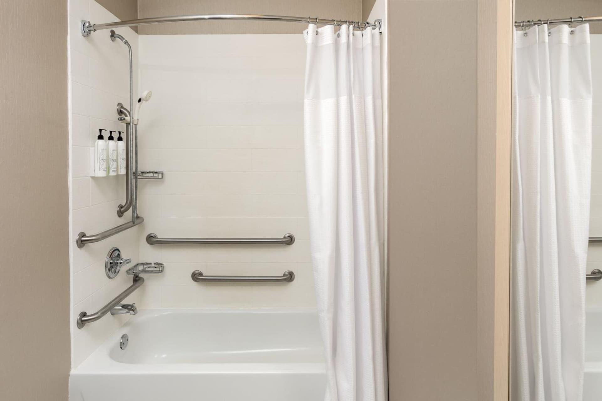 SpringHill Suites by Marriott Sacramento Roseville gallery photo in Roseville, CA — image 12