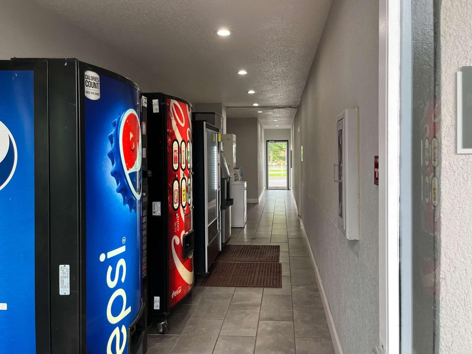 Motel 6-Lafayette, IN interior in Lafayette, IN — gallery photo 2