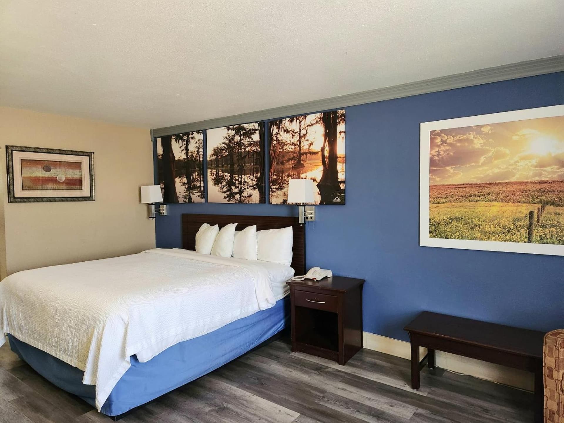 Days Inn by Wyndham Rosenberg gallery photo in Rosenberg, TX — image 40