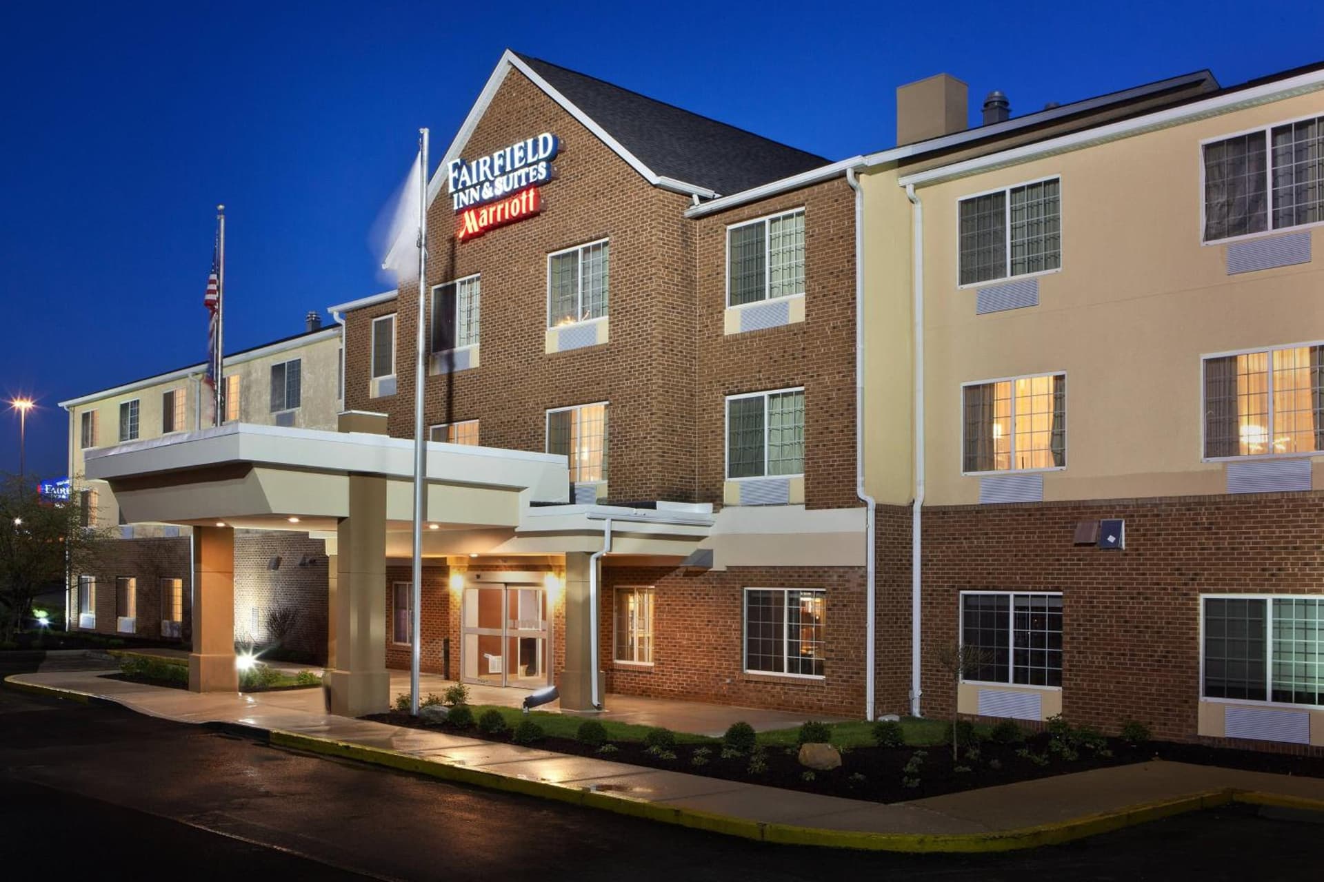 Fairfield Inn and Suites by Marriott Cincinnati Eastgate featured exterior or lobby in Eastgate, OH — similar hotel