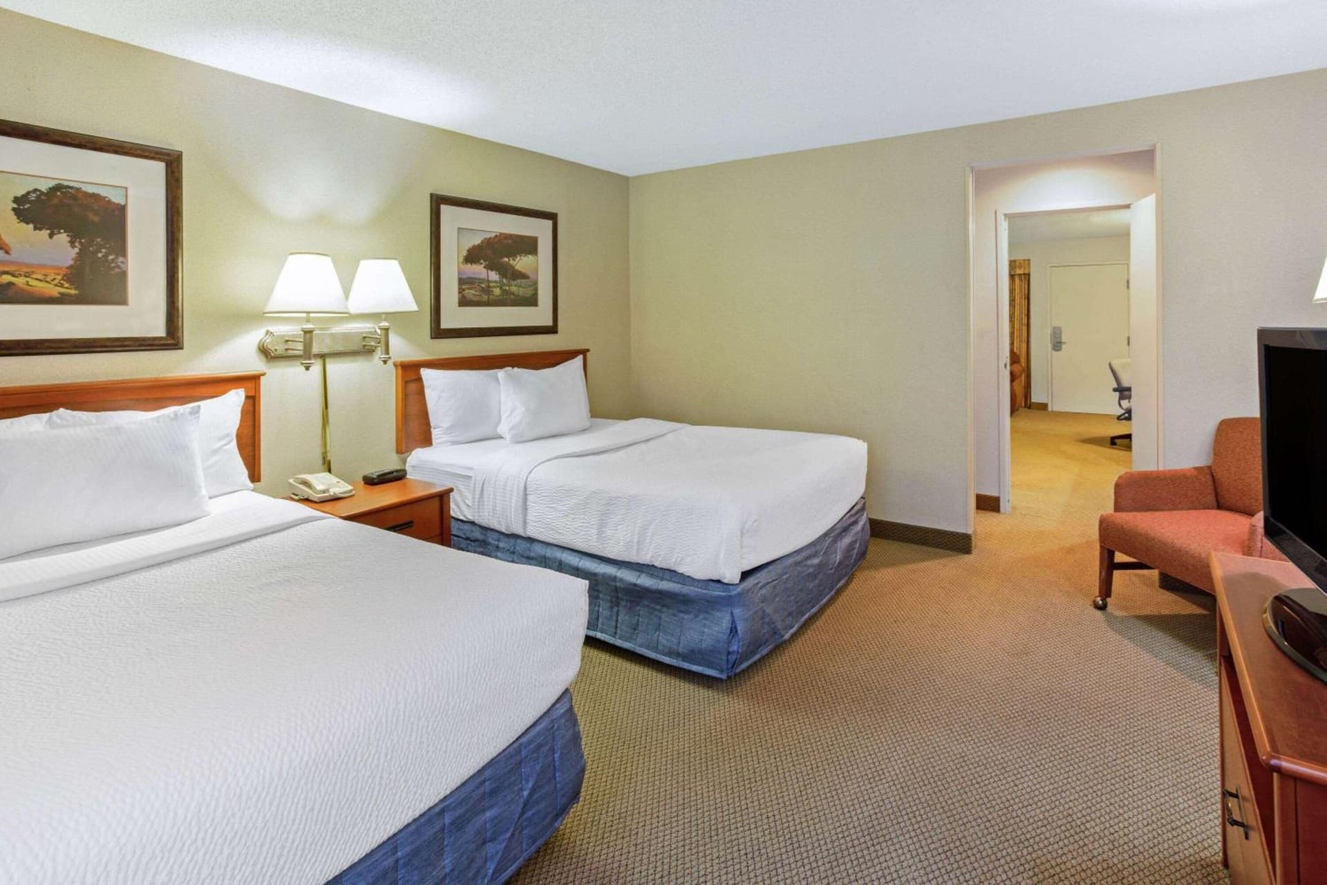 La Quinta by Wyndham Appleton College Avenue gallery photo in Appleton, WI — image 49