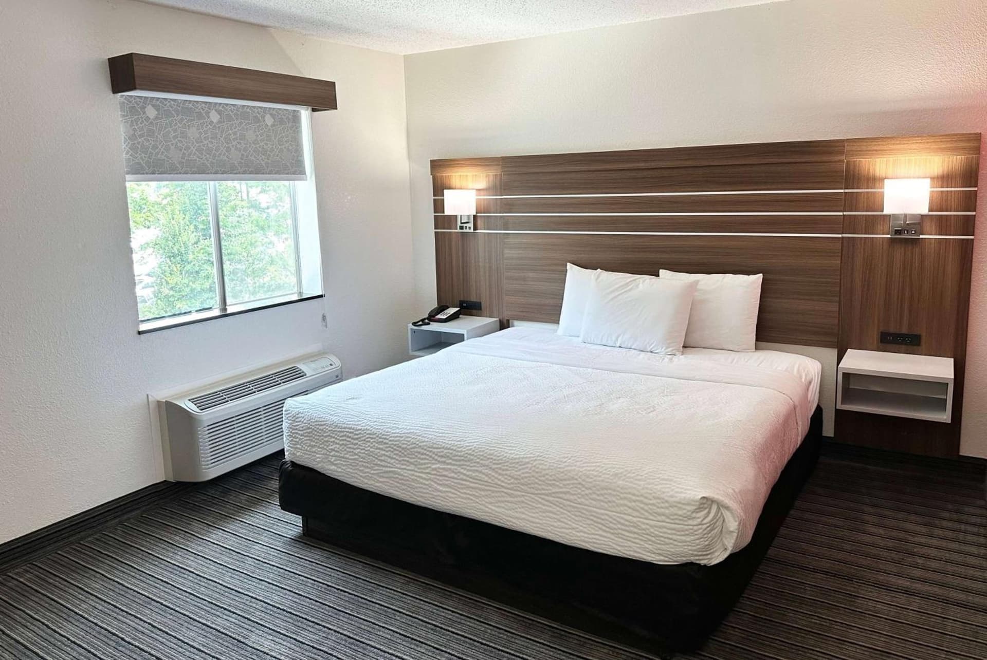 Ramada by Wyndham Lithia Springs Atlanta property views in Lithia Springs, GA — gallery photo 3