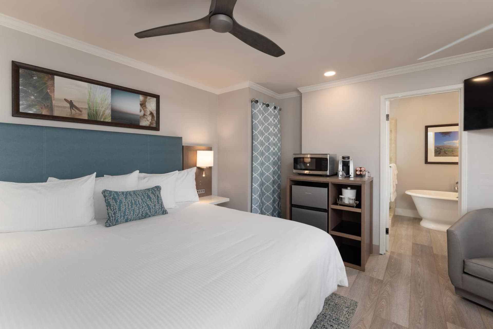Marina Beach Hotel gallery photo in Santa Barbara, CA — image 49