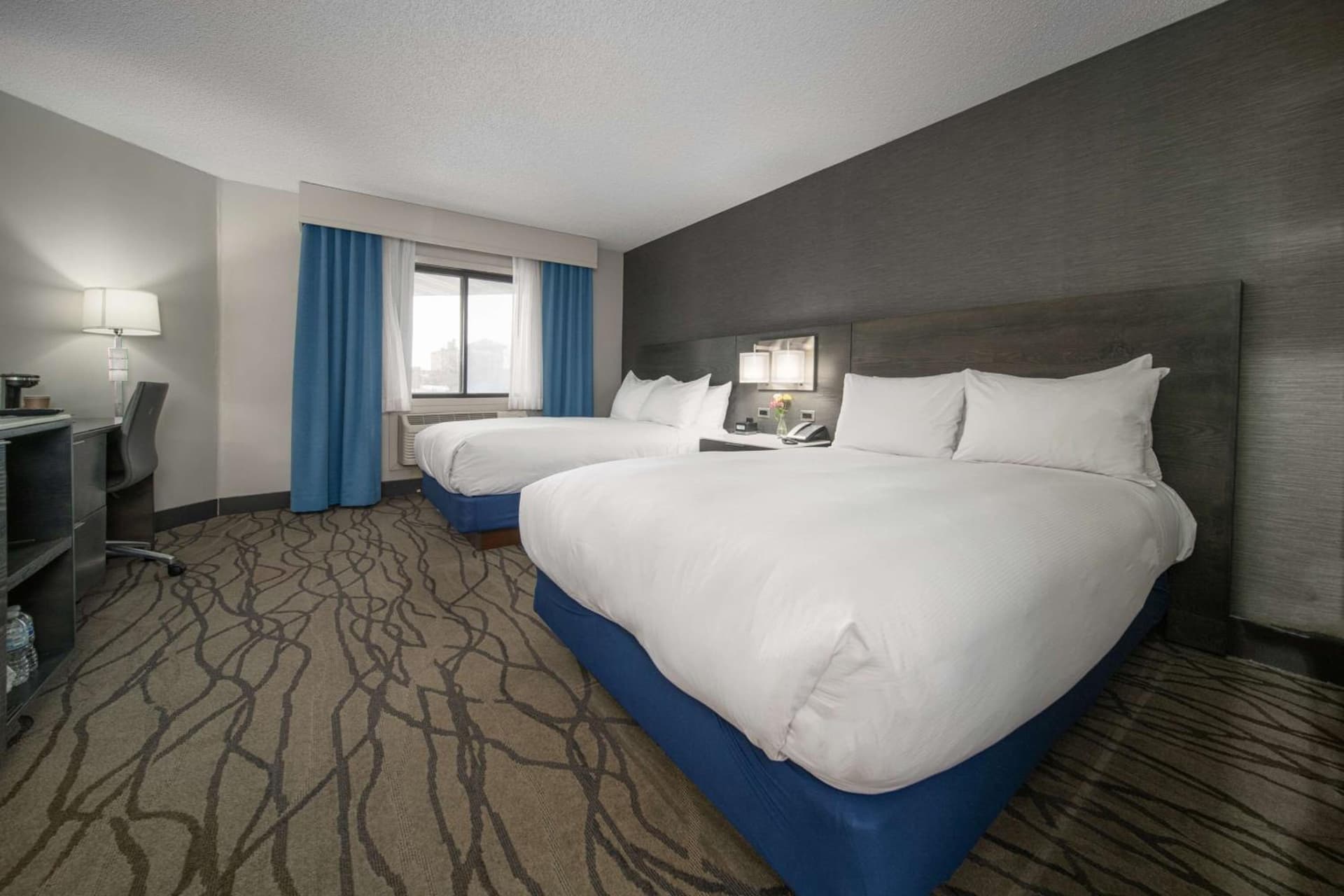 DoubleTree by Hilton Racine Harbourwalk gallery photo in Racine, WI — image 5