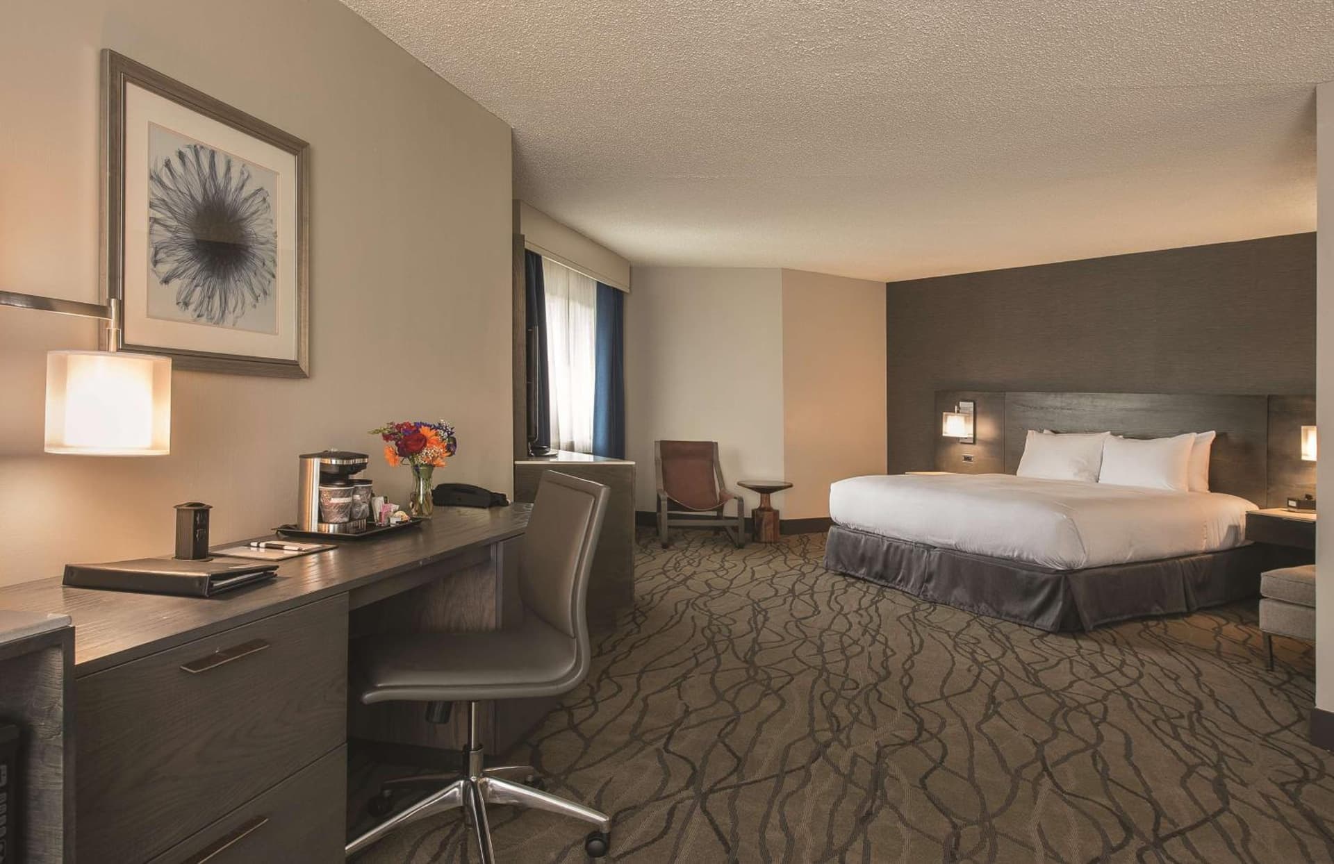 DoubleTree by Hilton Racine Harbourwalk gallery photo in Racine, WI — image 26