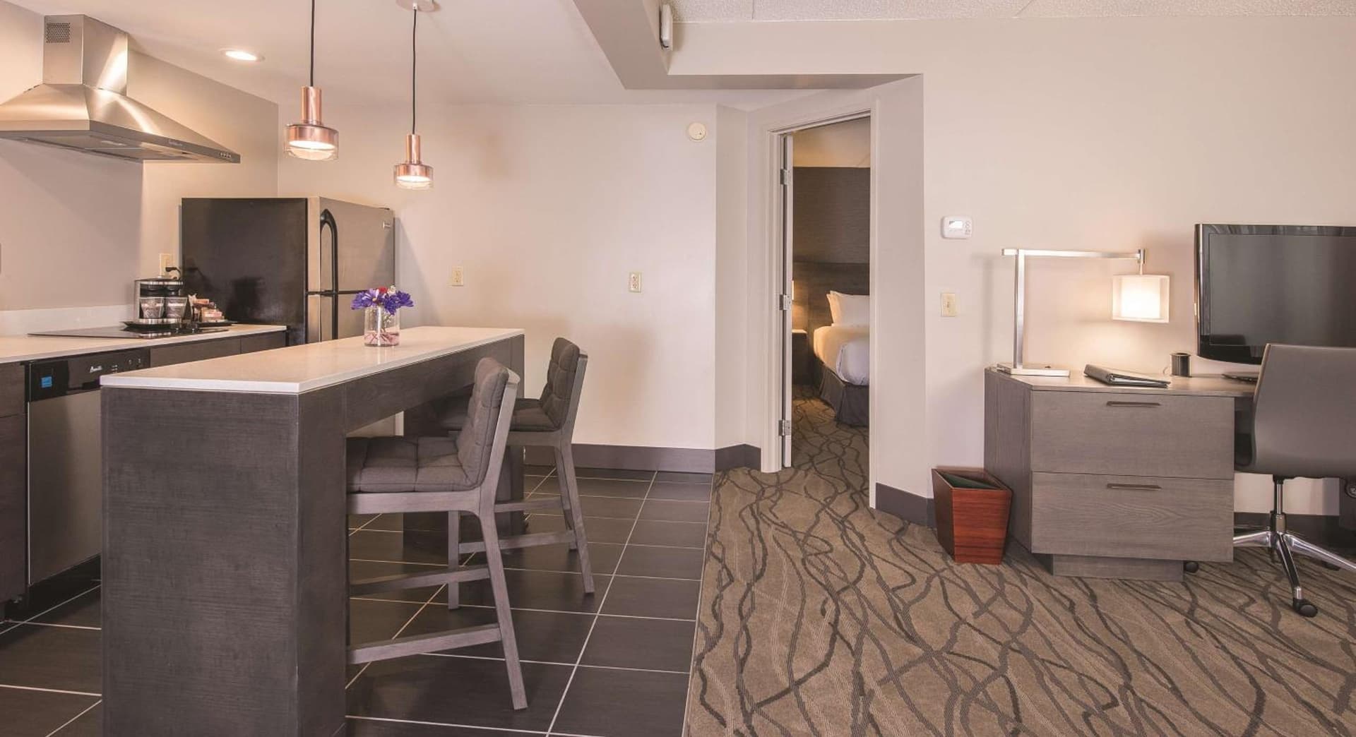 DoubleTree by Hilton Racine Harbourwalk interior in Racine, WI — gallery photo 2