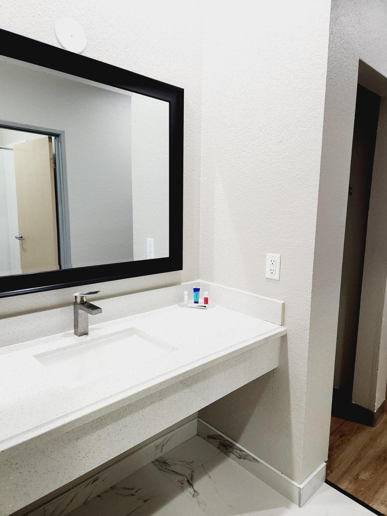 Days Inn by Wyndham Slidell gallery photo in Slidell, LA — image 28