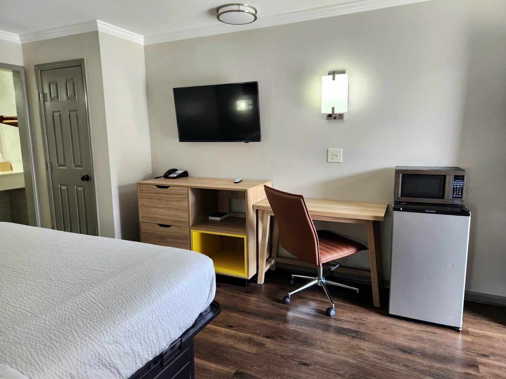 Days Inn by Wyndham Slidell gallery photo in Slidell, LA — image 43