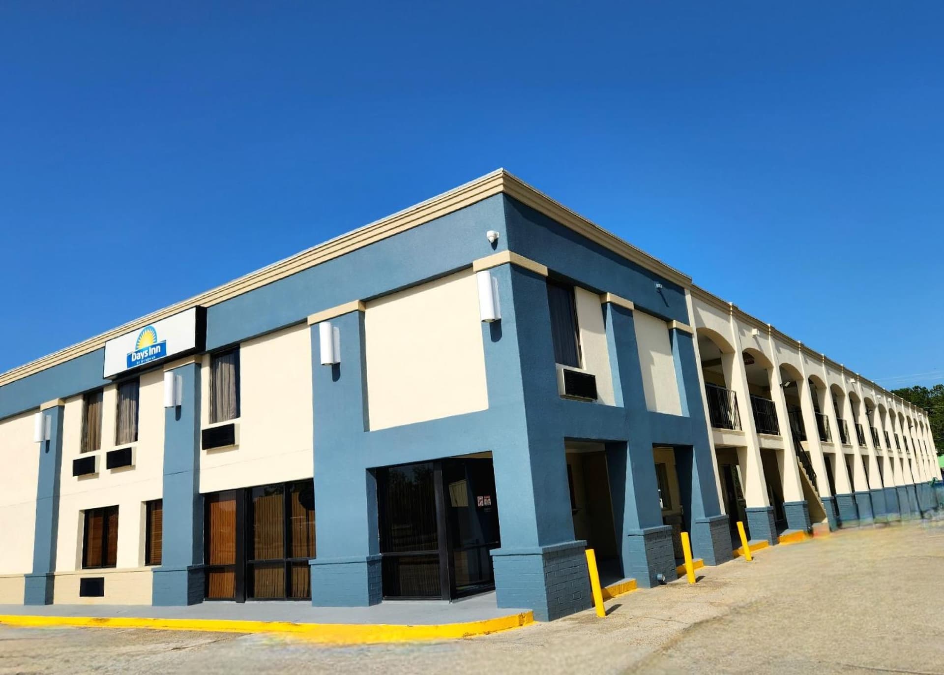 Days Inn by Wyndham Slidell gallery photo in Slidell, LA — image 6