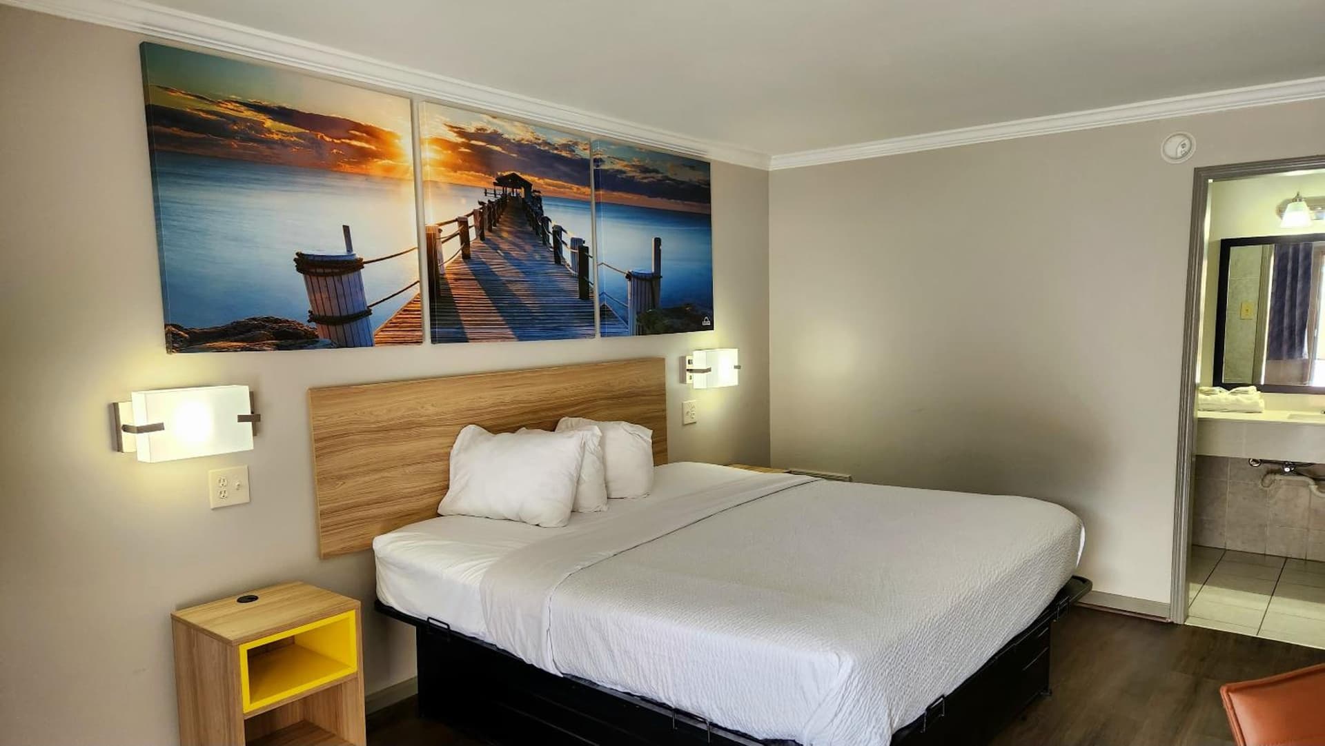 Days Inn by Wyndham Slidell gallery photo in Slidell, LA — image 10