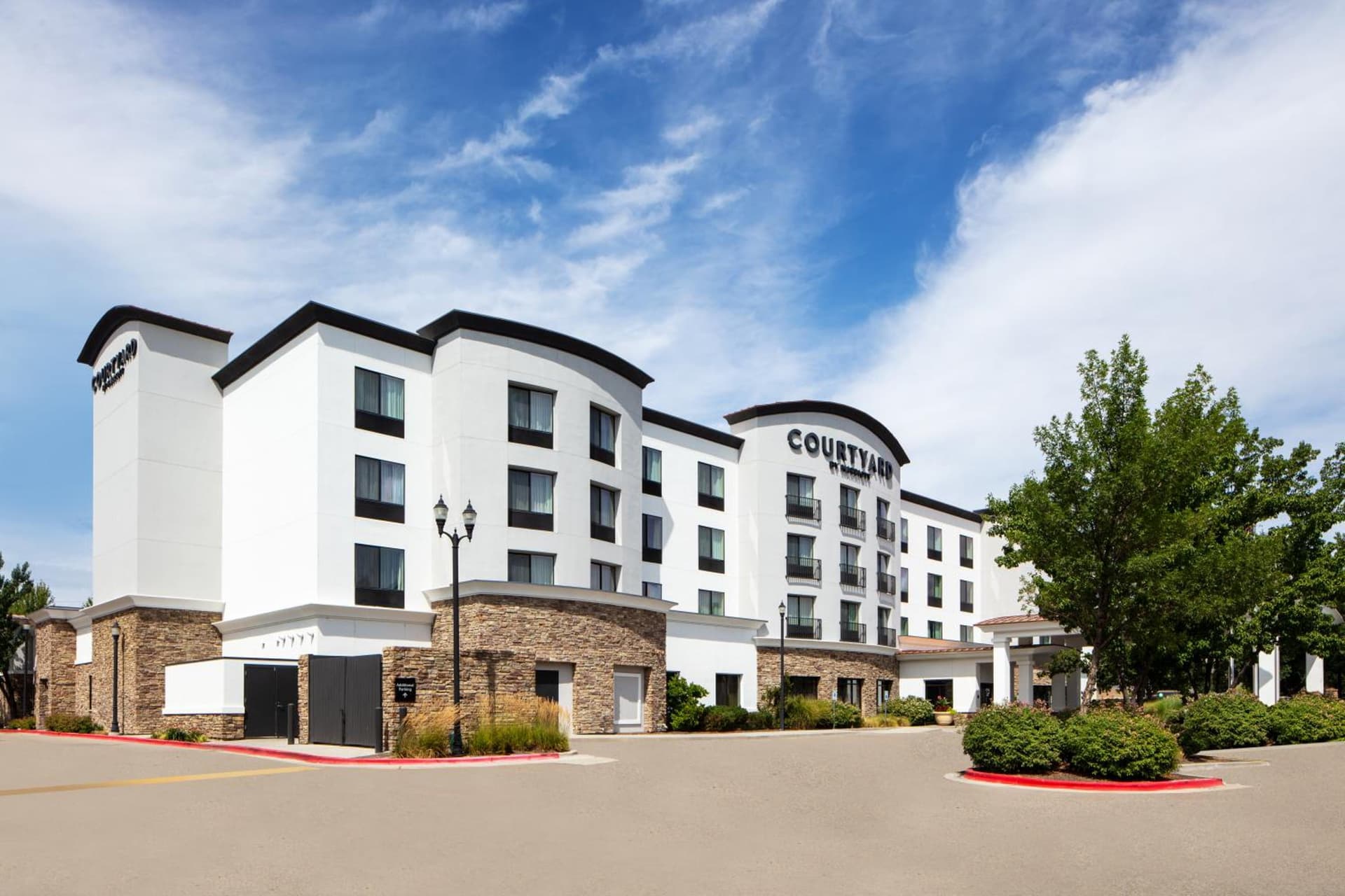 Courtyard by Marriott Boise West/Meridian interior in Boise, ID — gallery photo 2