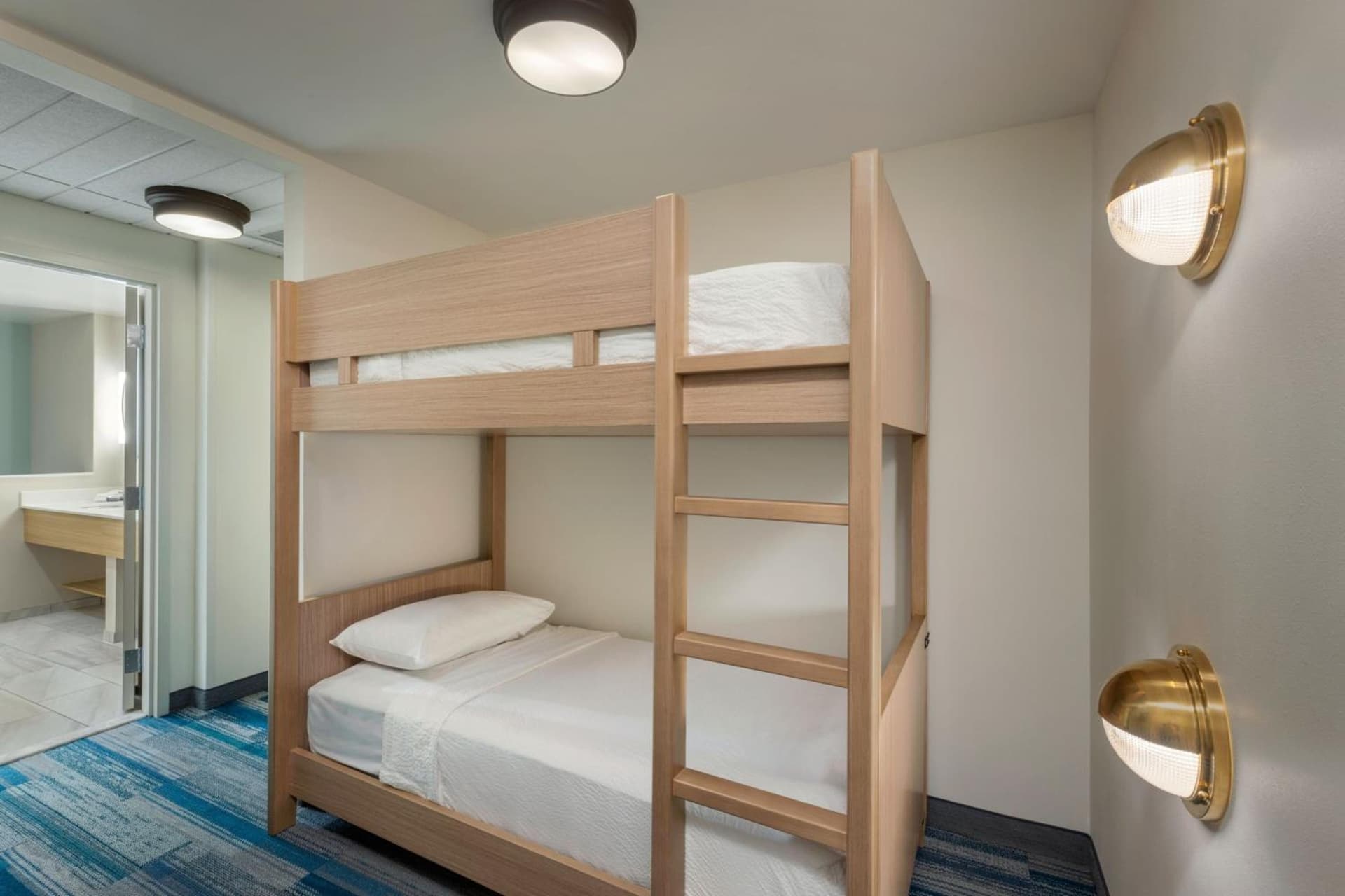 Fairfield by Marriott Inn & Suites Pensacola Beach gallery photo in Pensacola Beach, FL — image 17